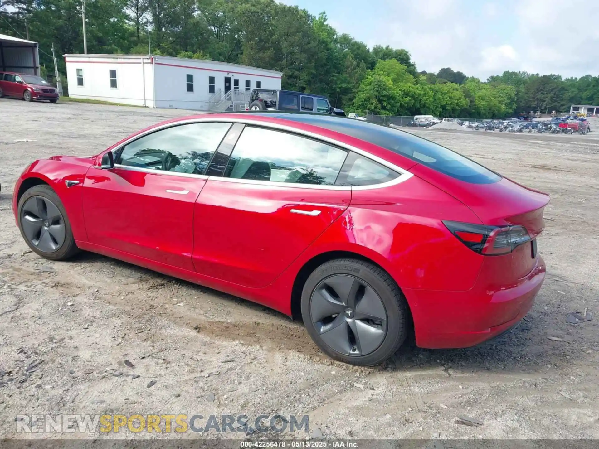 3 Photograph of a damaged car 5YJ3E1EA8LF797688 TESLA MODEL 3 2020