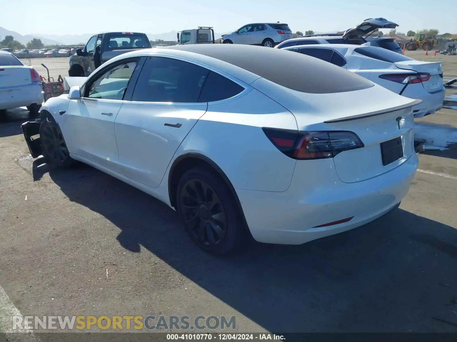 3 Photograph of a damaged car 5YJ3E1EA9LF612984 TESLA MODEL 3 2020