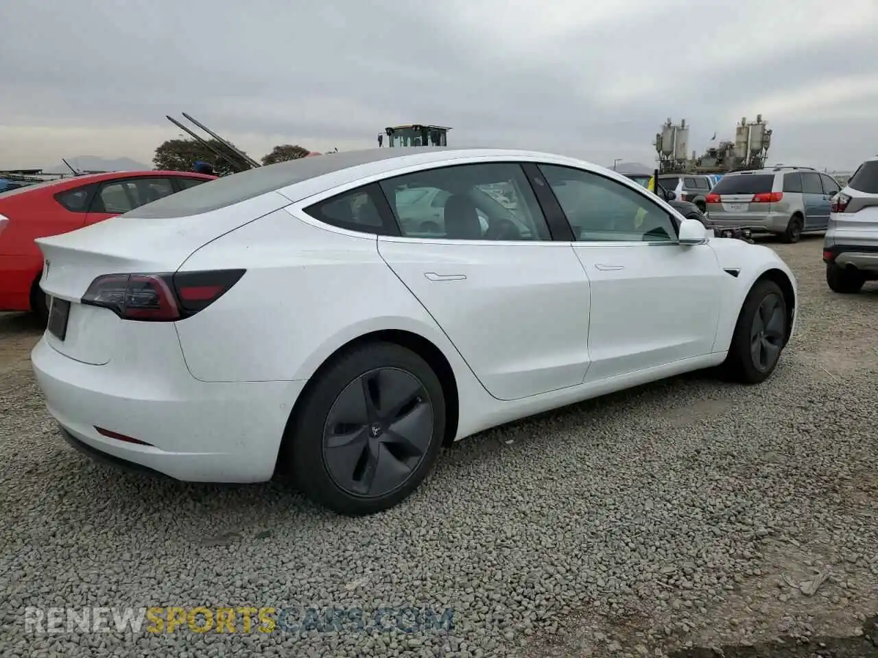 3 Photograph of a damaged car 5YJ3E1EA9LF645032 TESLA MODEL 3 2020