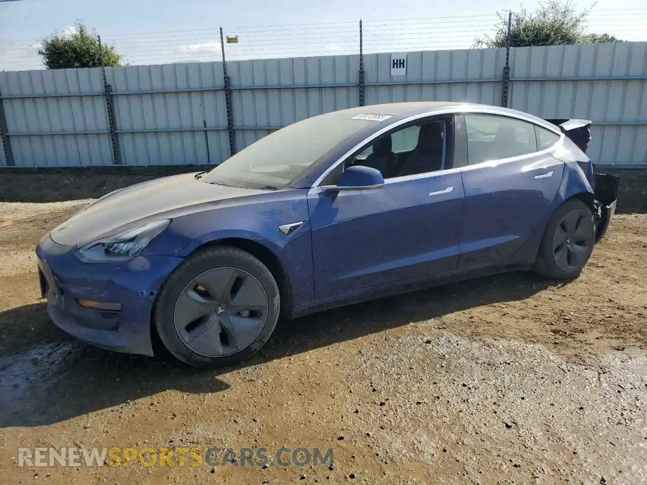 1 Photograph of a damaged car 5YJ3E1EA9LF805670 TESLA MODEL 3 2020