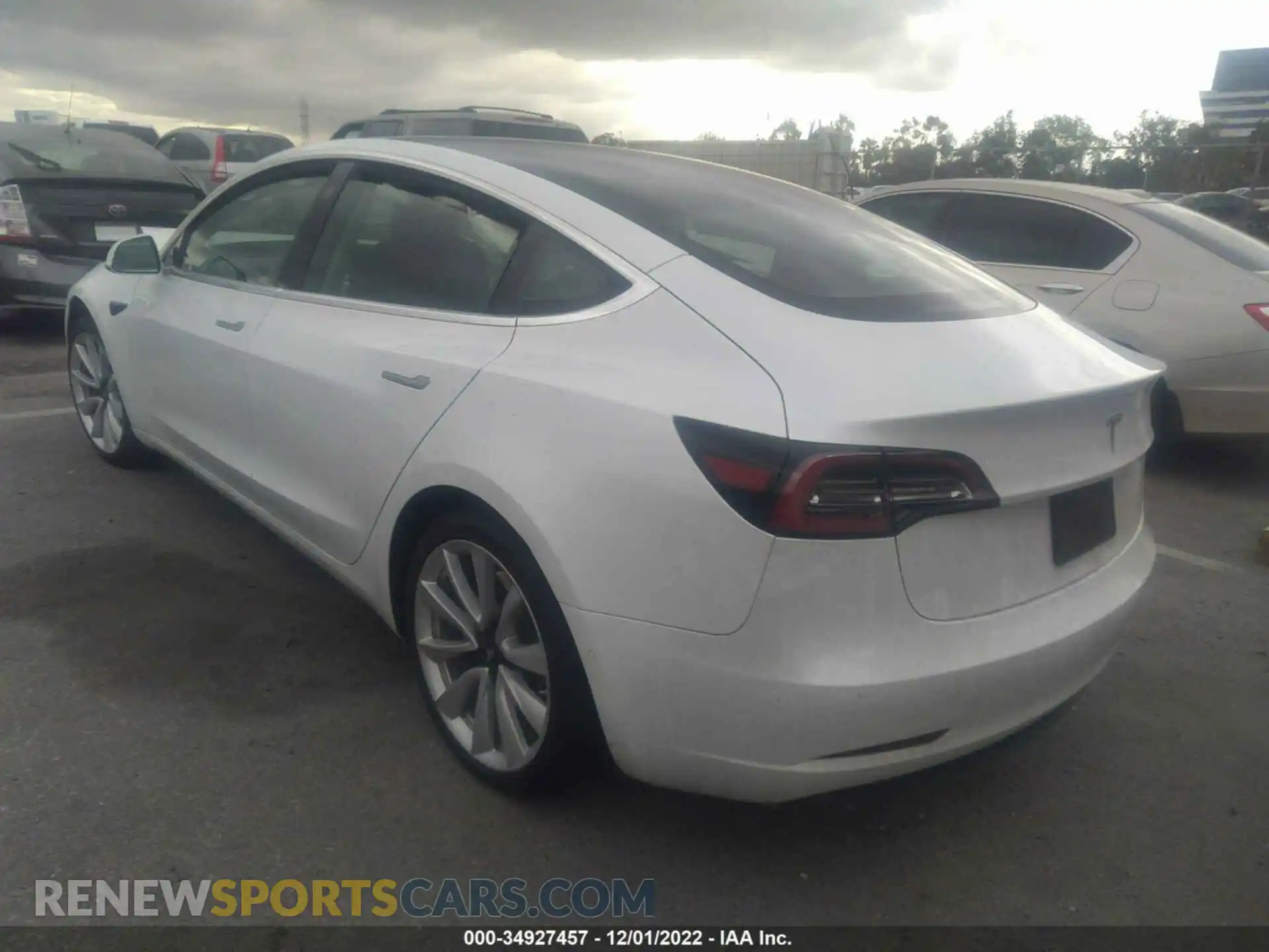 3 Photograph of a damaged car 5YJ3E1EA9LF806446 TESLA MODEL 3 2020
