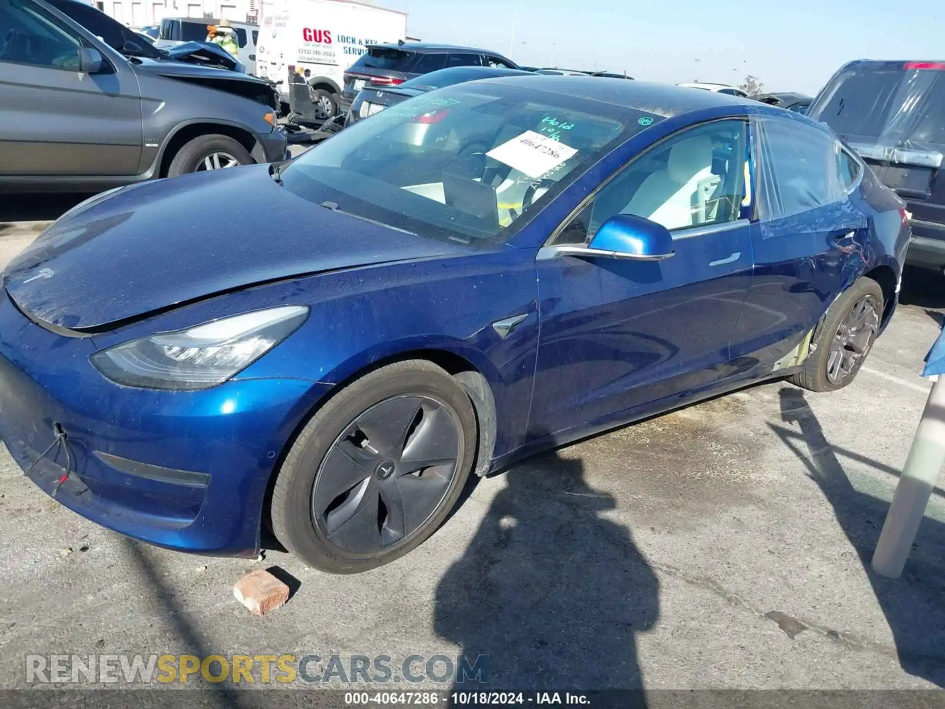 2 Photograph of a damaged car 5YJ3E1EAXLF615151 TESLA MODEL 3 2020