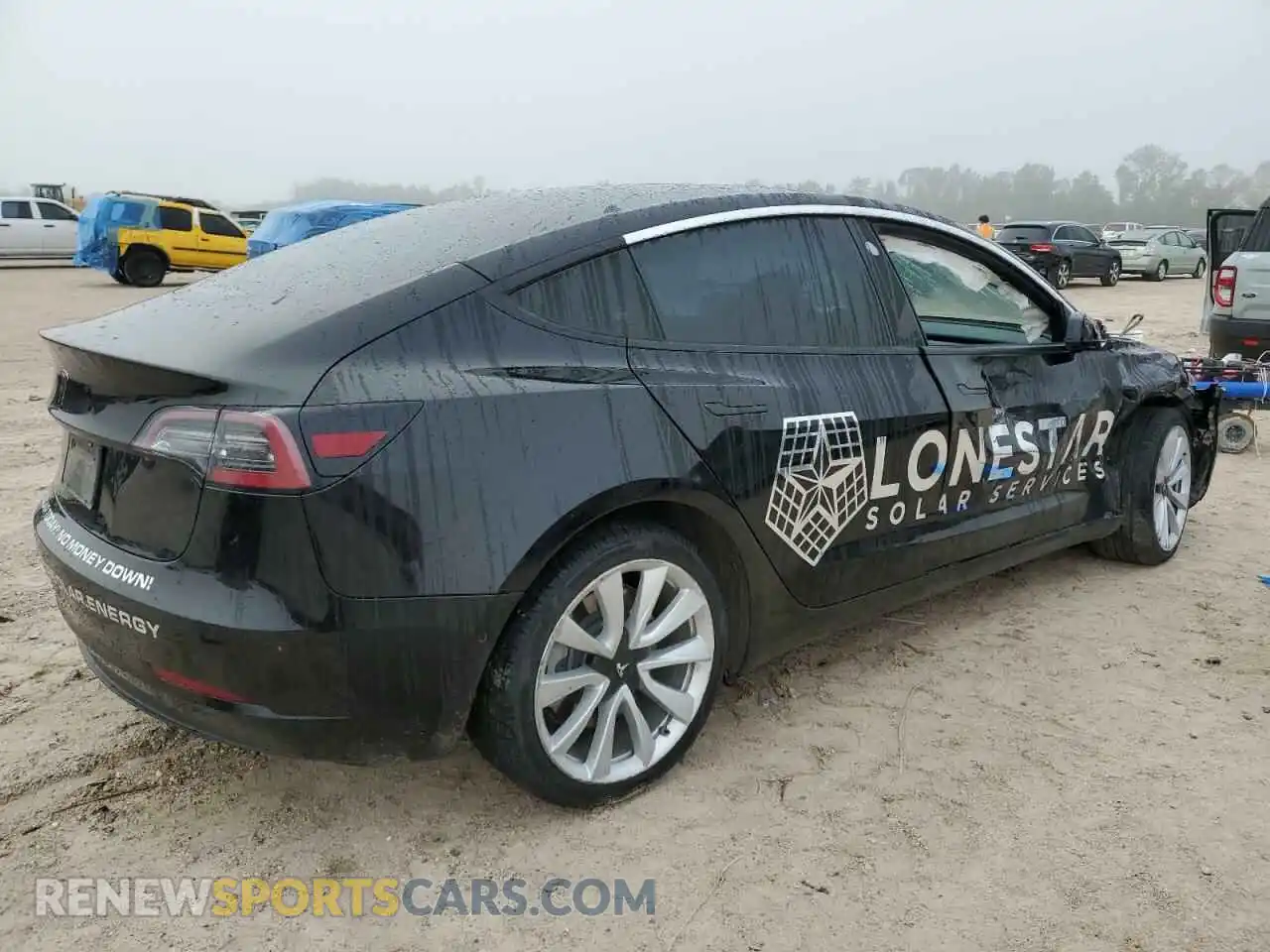3 Photograph of a damaged car 5YJ3E1EAXLF660882 TESLA MODEL 3 2020