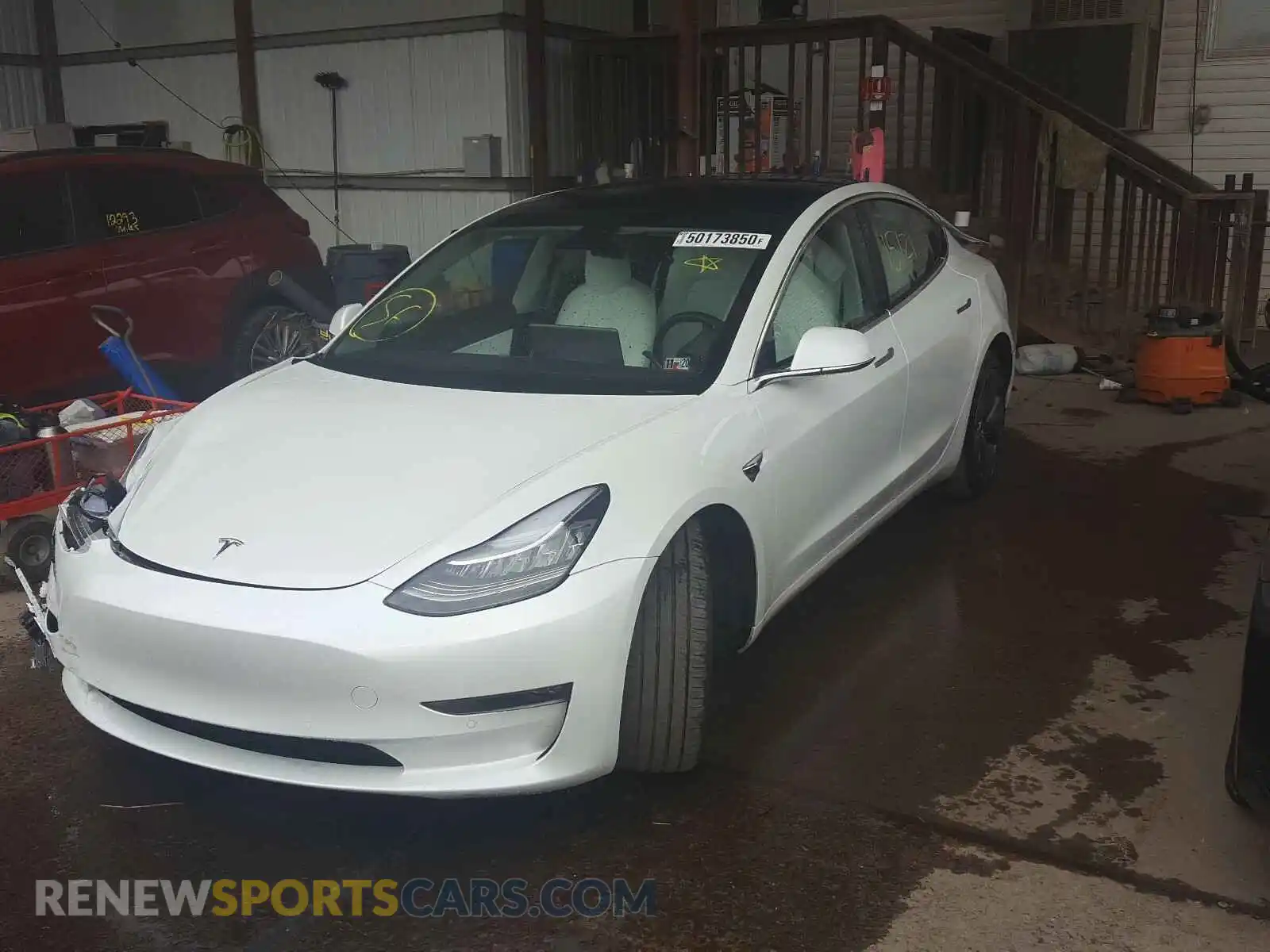 2 Photograph of a damaged car 5YJ3E1EB0LF525483 TESLA MODEL 3 2020