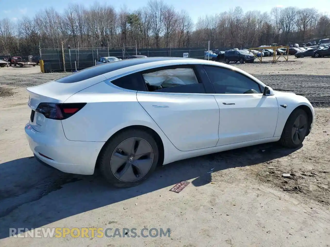 3 Photograph of a damaged car 5YJ3E1EB0LF628130 TESLA MODEL 3 2020