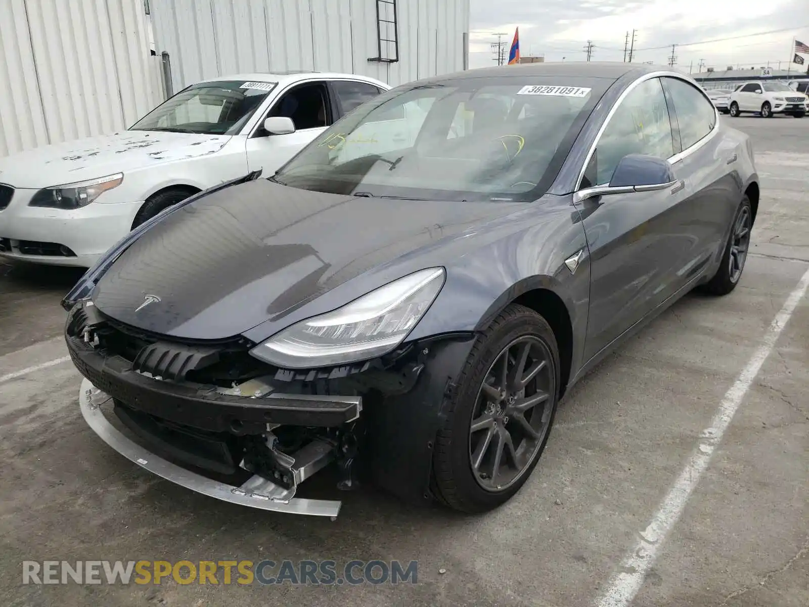 2 Photograph of a damaged car 5YJ3E1EB0LF664108 TESLA MODEL 3 2020