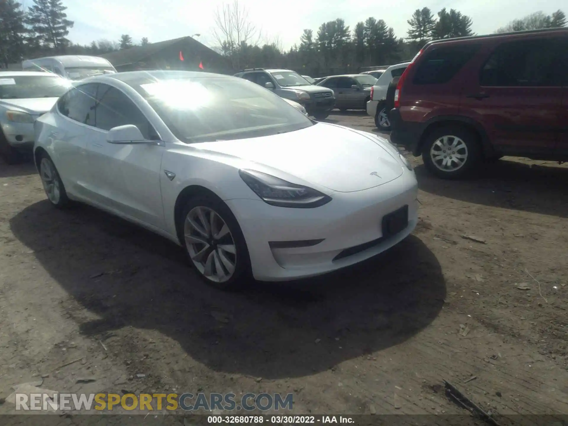 1 Photograph of a damaged car 5YJ3E1EB0LF712934 TESLA MODEL 3 2020
