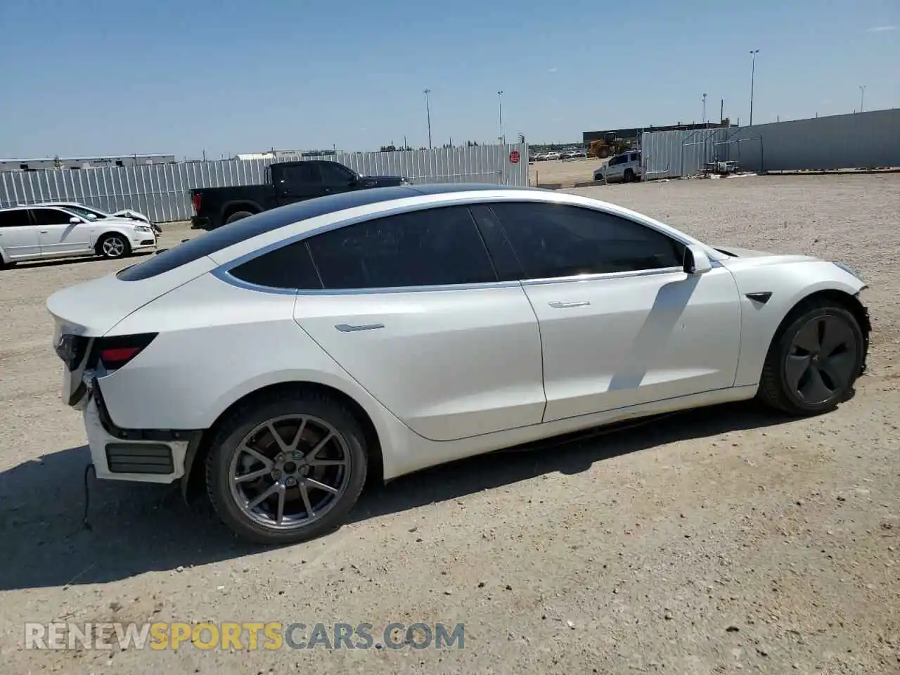 3 Photograph of a damaged car 5YJ3E1EB0LF786046 TESLA MODEL 3 2020