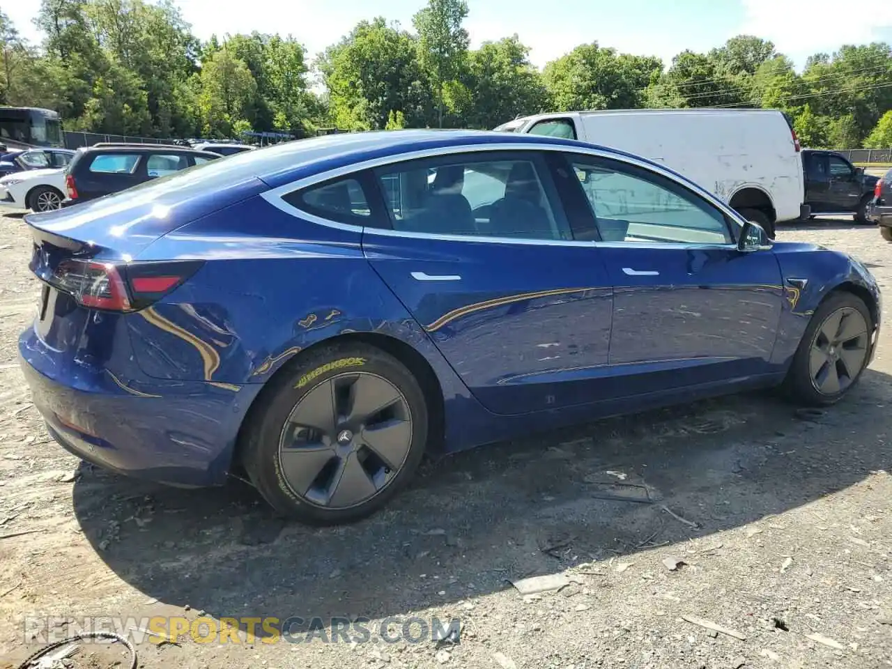 3 Photograph of a damaged car 5YJ3E1EB1LF617590 TESLA MODEL 3 2020
