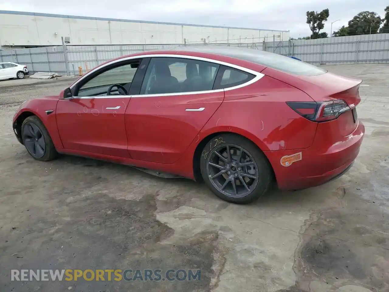 2 Photograph of a damaged car 5YJ3E1EB1LF635992 TESLA MODEL 3 2020