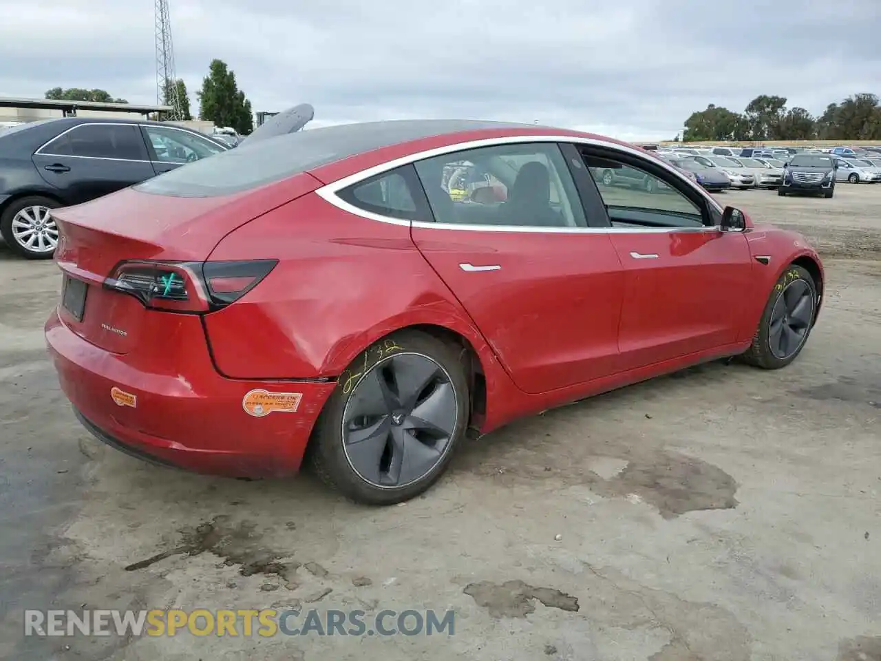 3 Photograph of a damaged car 5YJ3E1EB1LF635992 TESLA MODEL 3 2020