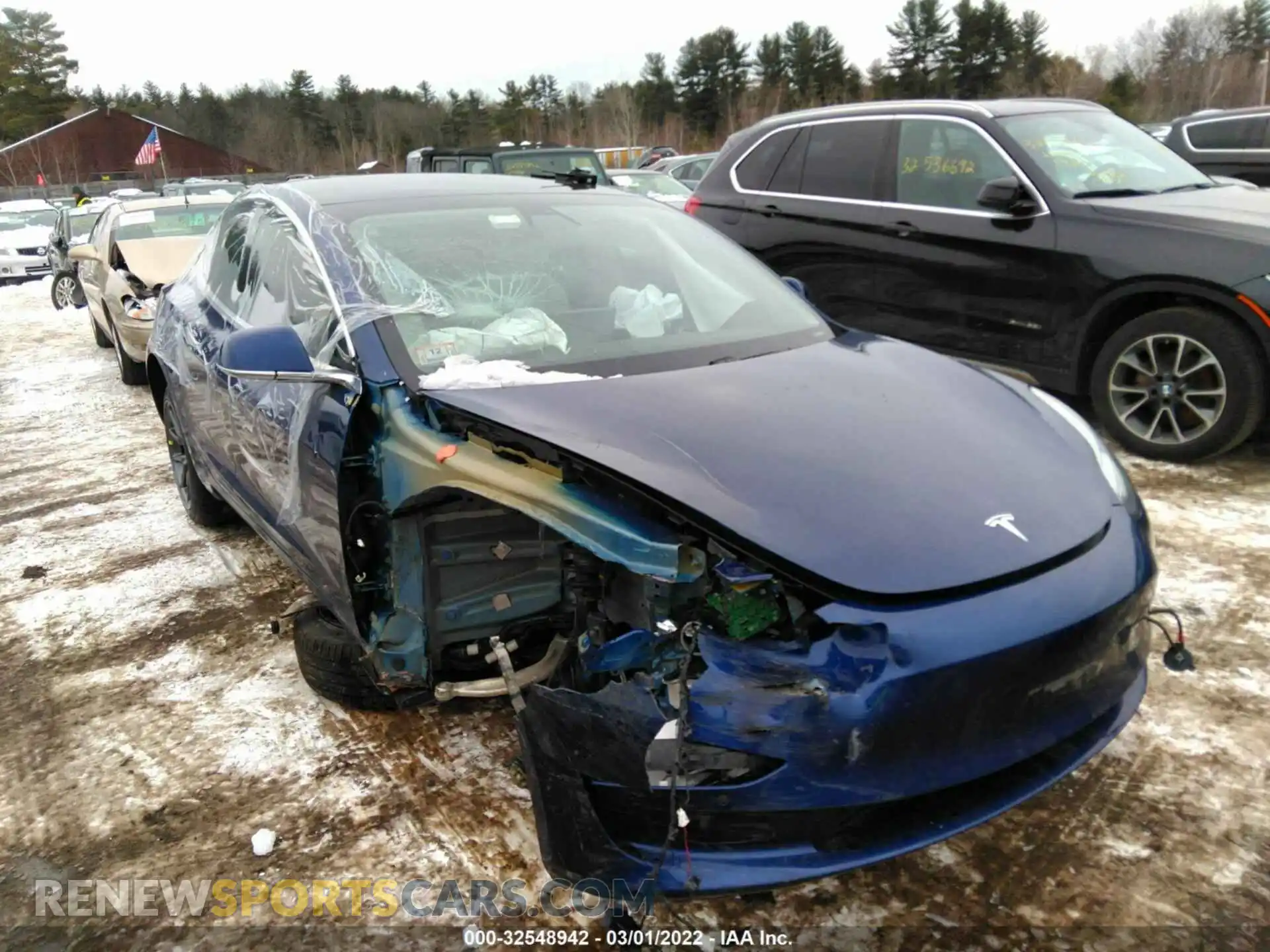 1 Photograph of a damaged car 5YJ3E1EB2LF628629 TESLA MODEL 3 2020