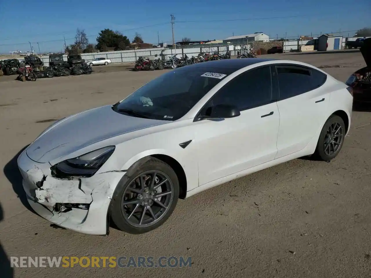 1 Photograph of a damaged car 5YJ3E1EB2LF636567 TESLA MODEL 3 2020