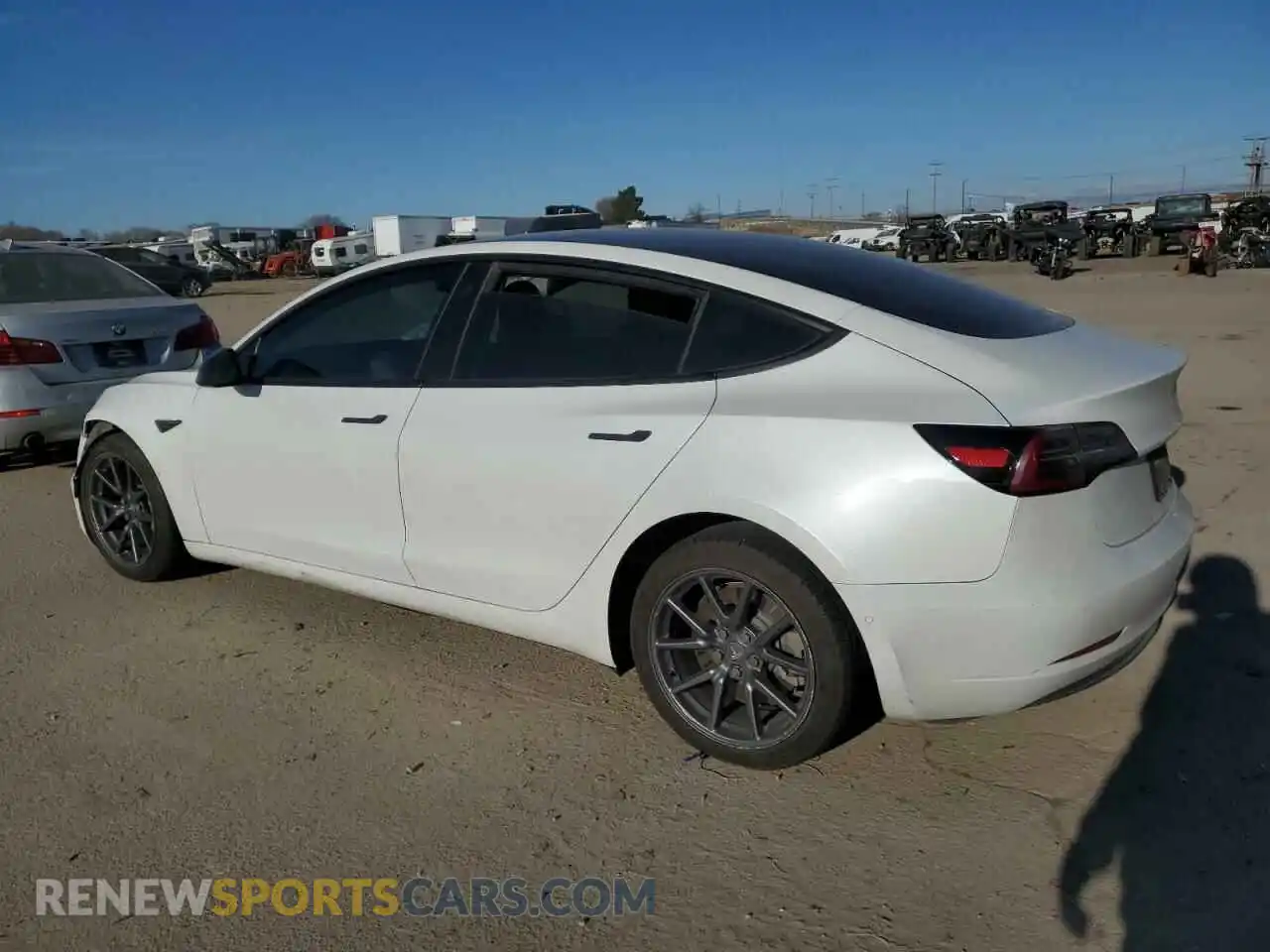 2 Photograph of a damaged car 5YJ3E1EB2LF636567 TESLA MODEL 3 2020