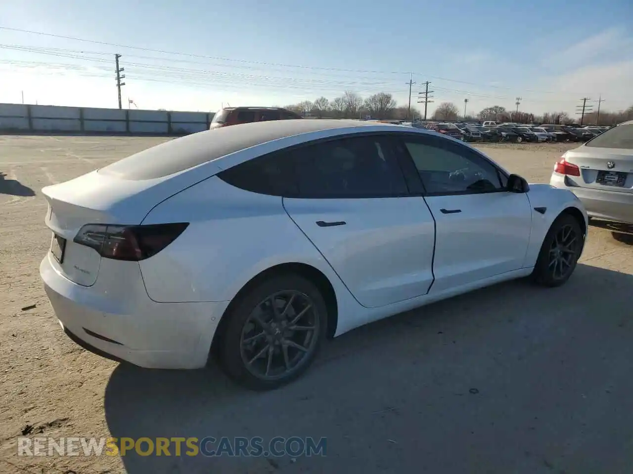 3 Photograph of a damaged car 5YJ3E1EB2LF636567 TESLA MODEL 3 2020