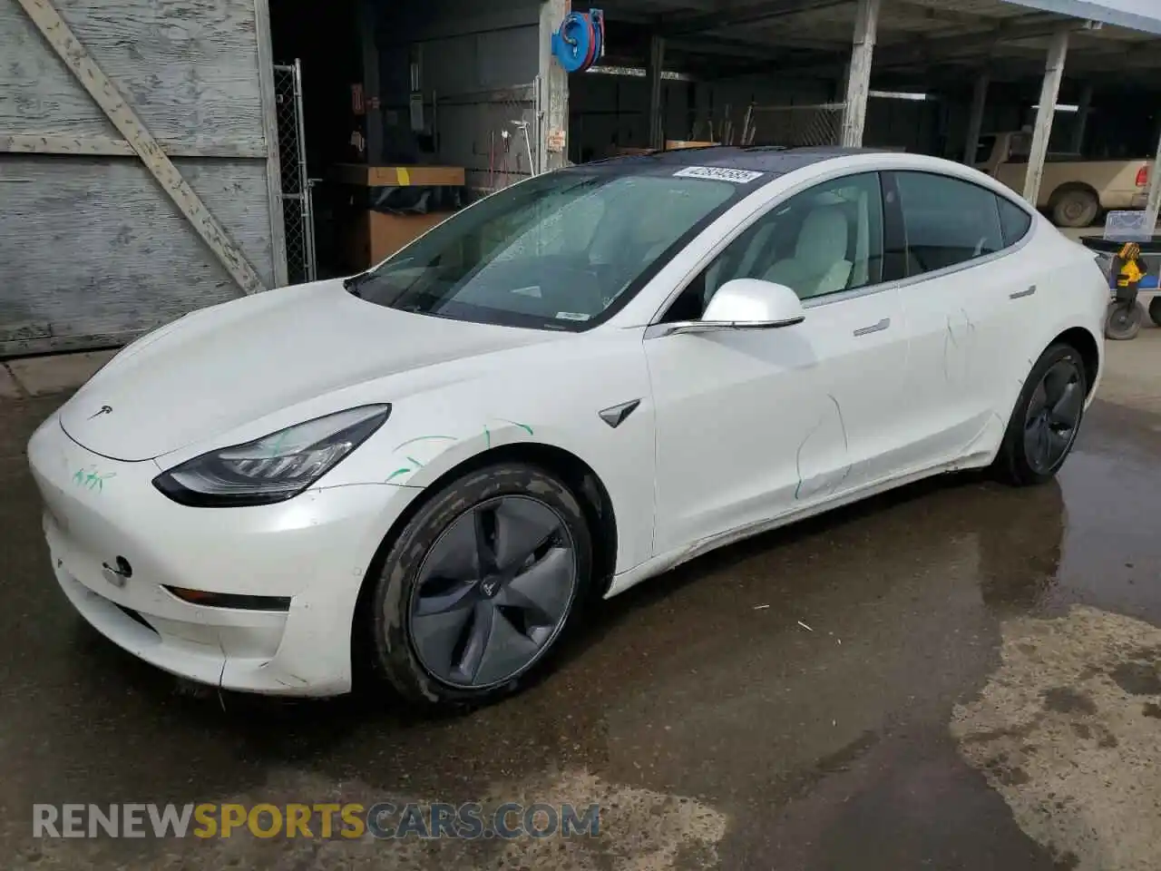 1 Photograph of a damaged car 5YJ3E1EB2LF651702 TESLA MODEL 3 2020