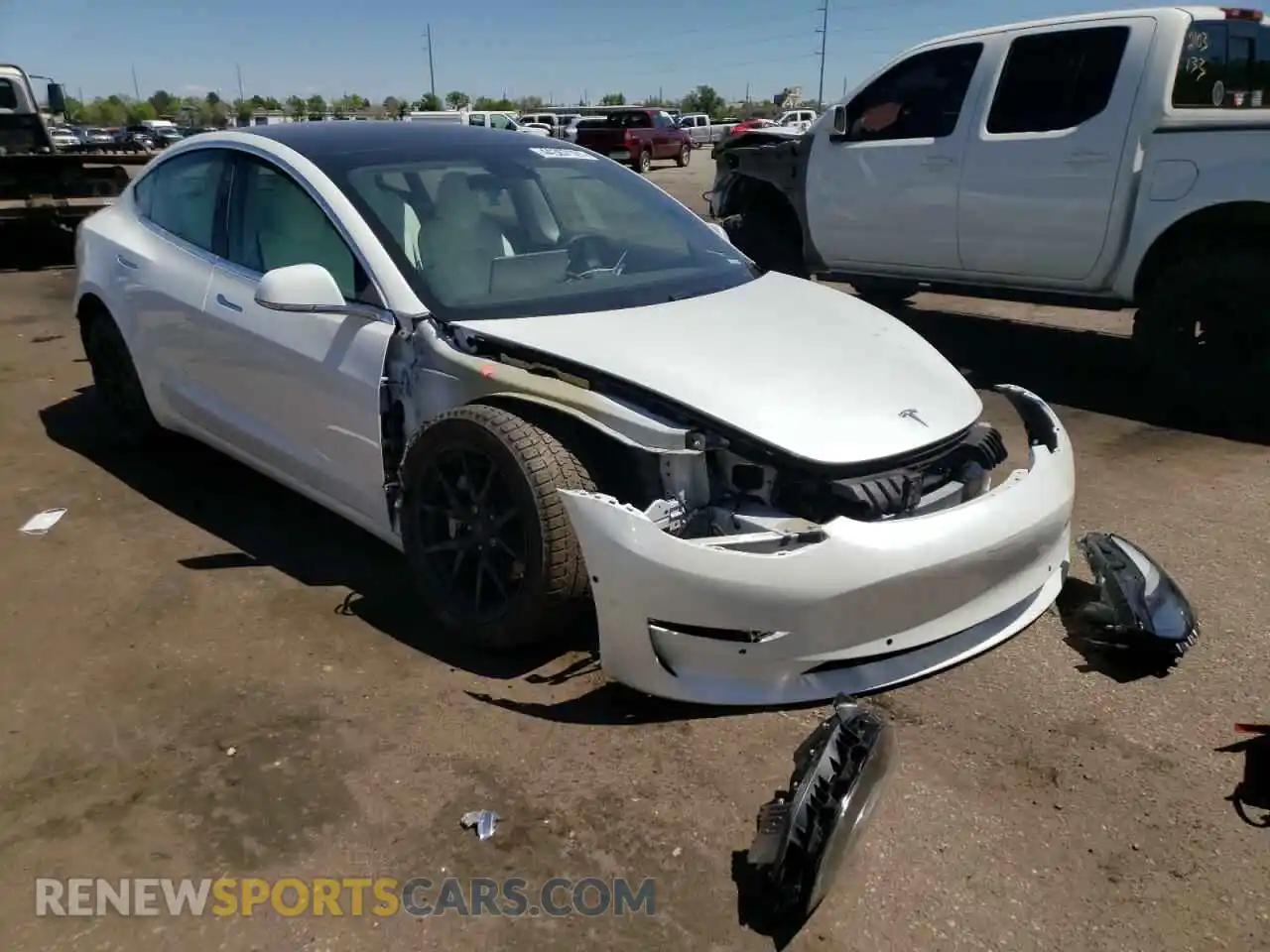 1 Photograph of a damaged car 5YJ3E1EB2LF651795 TESLA MODEL 3 2020