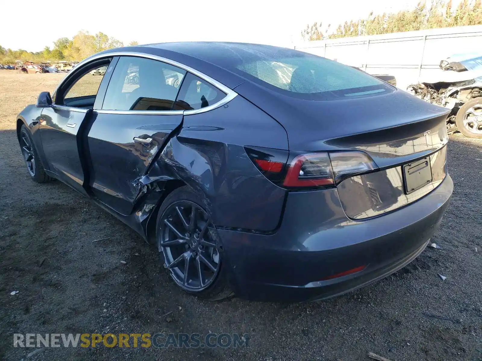 3 Photograph of a damaged car 5YJ3E1EB2LF663574 TESLA MODEL 3 2020