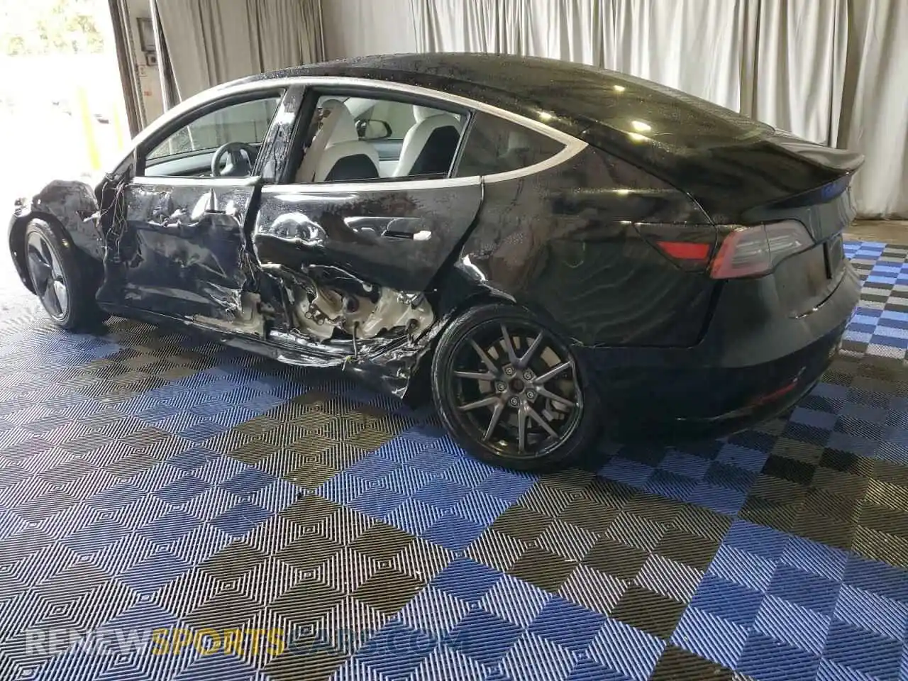 2 Photograph of a damaged car 5YJ3E1EB2LF744655 TESLA MODEL 3 2020
