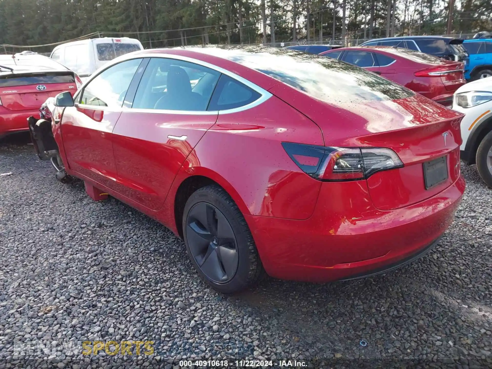 3 Photograph of a damaged car 5YJ3E1EB3LF617039 TESLA MODEL 3 2020