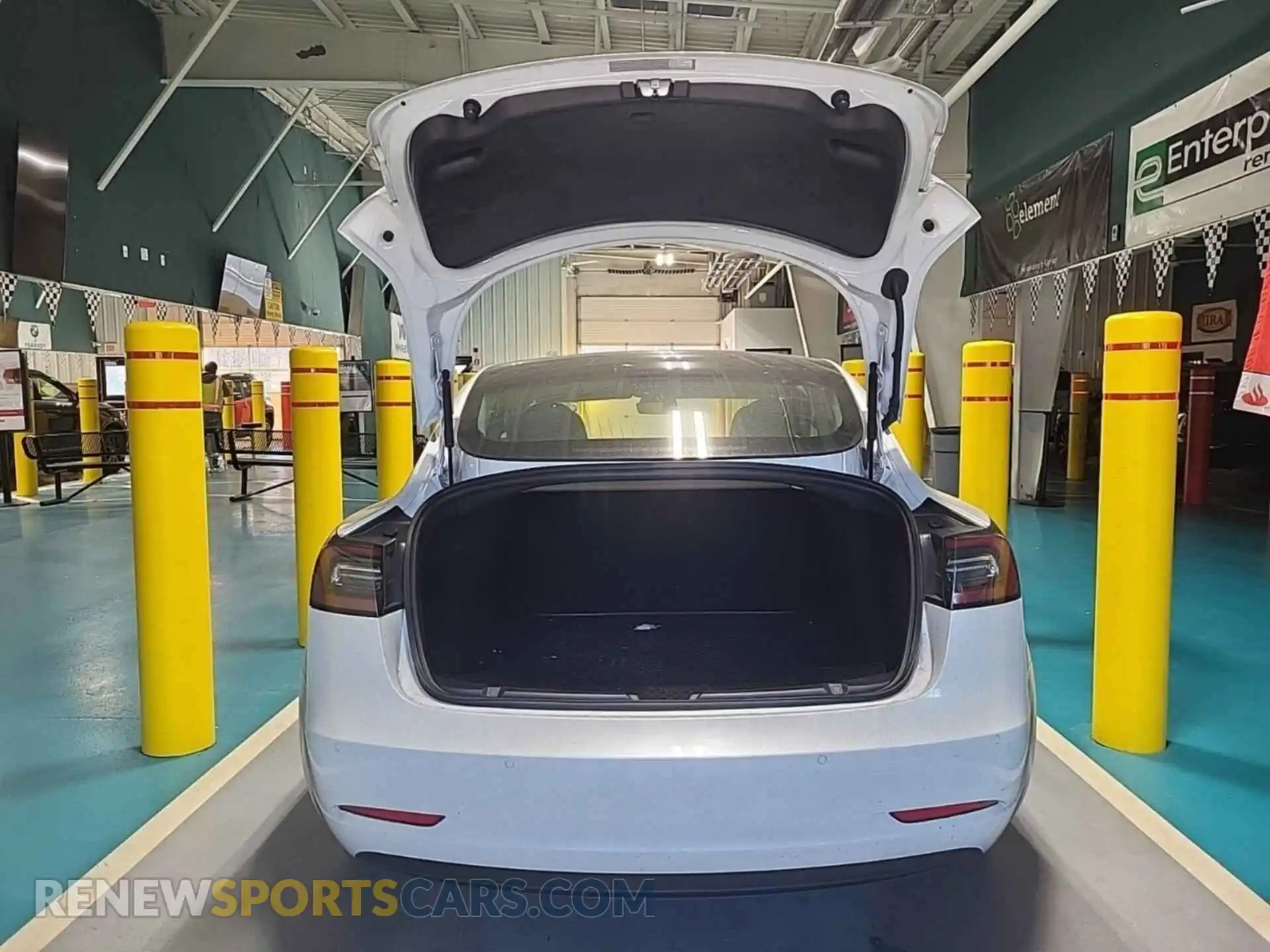 3 Фотография поврежденного автомобиля 5YJ3E1EB3LF637842 TESLA MODEL 3 2020