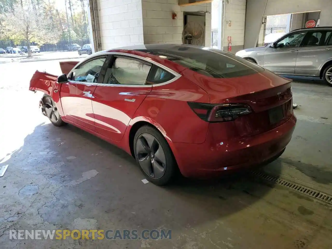 3 fotografías del automóvil dañado 5YJ3E1EB3LF664149 TESLA MODEL 3 2020