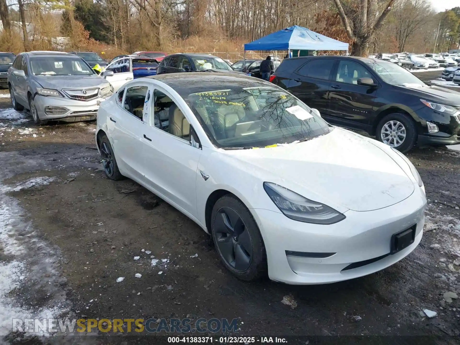 1 Photograph of a damaged car 5YJ3E1EB3LF744406 TESLA MODEL 3 2020