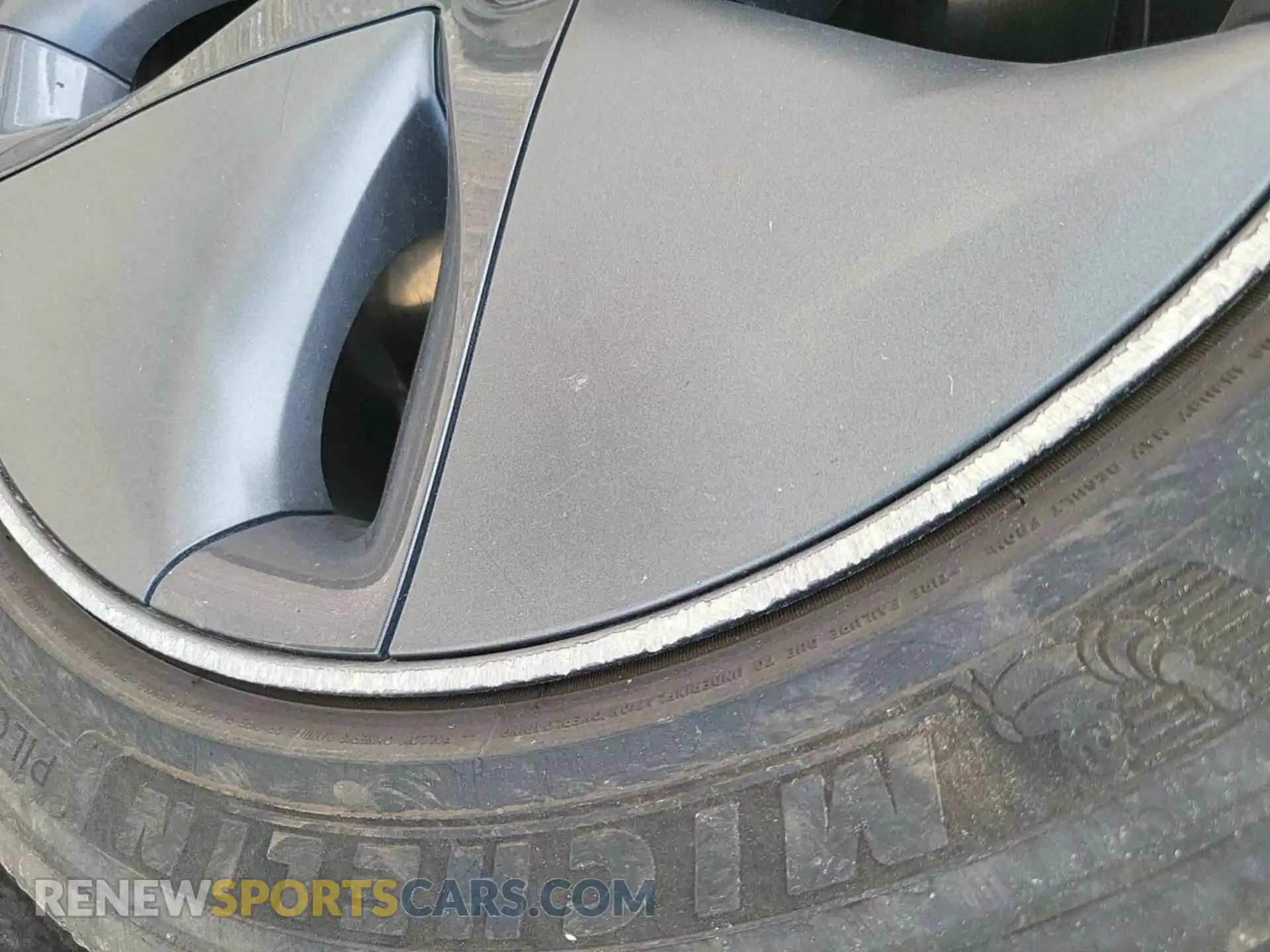 1 Photograph of a damaged car 5YJ3E1EB3LF795047 TESLA MODEL 3 2020