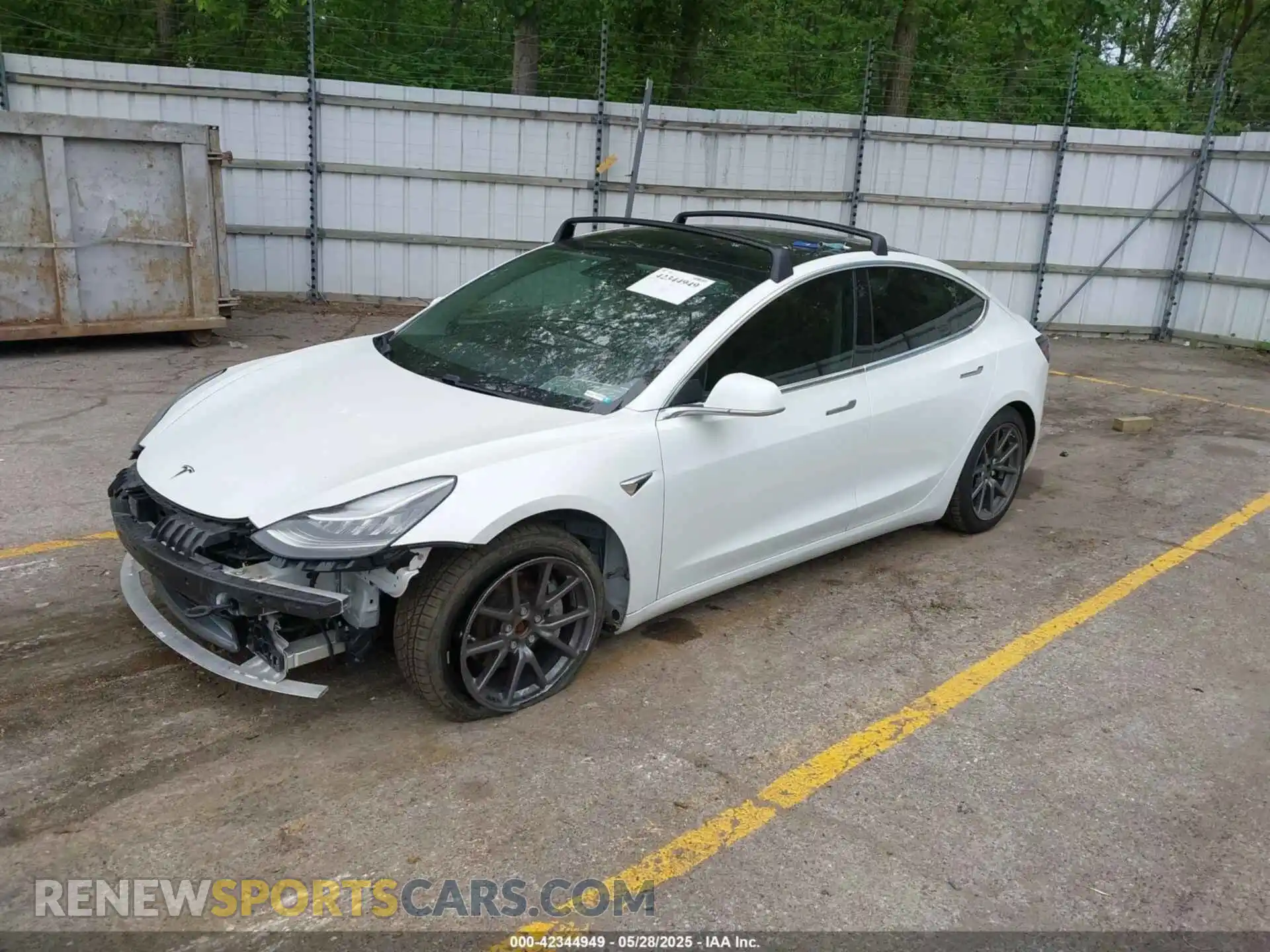 2 Photograph of a damaged car 5YJ3E1EB3LF801056 TESLA MODEL 3 2020