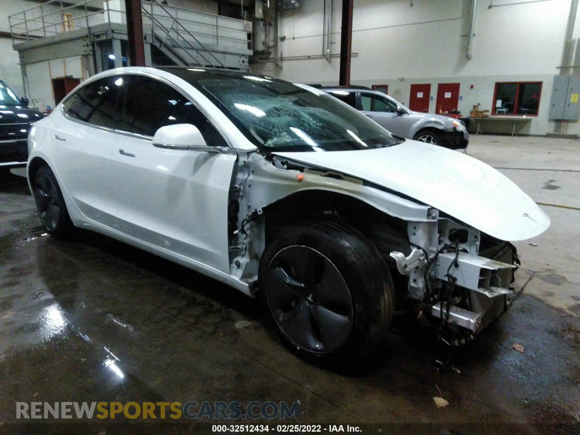 1 Photograph of a damaged car 5YJ3E1EB3LF801770 TESLA MODEL 3 2020