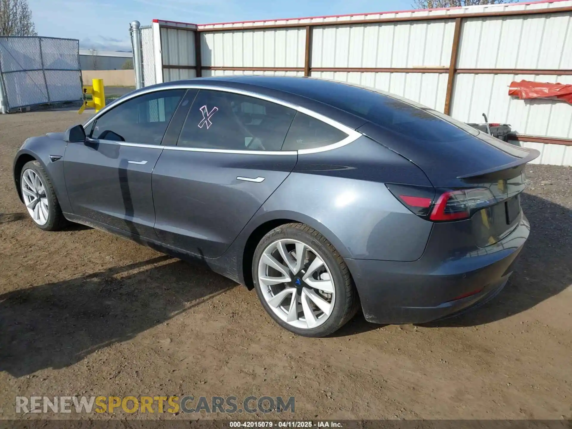 3 Photograph of a damaged car 5YJ3E1EB3LF801834 TESLA MODEL 3 2020