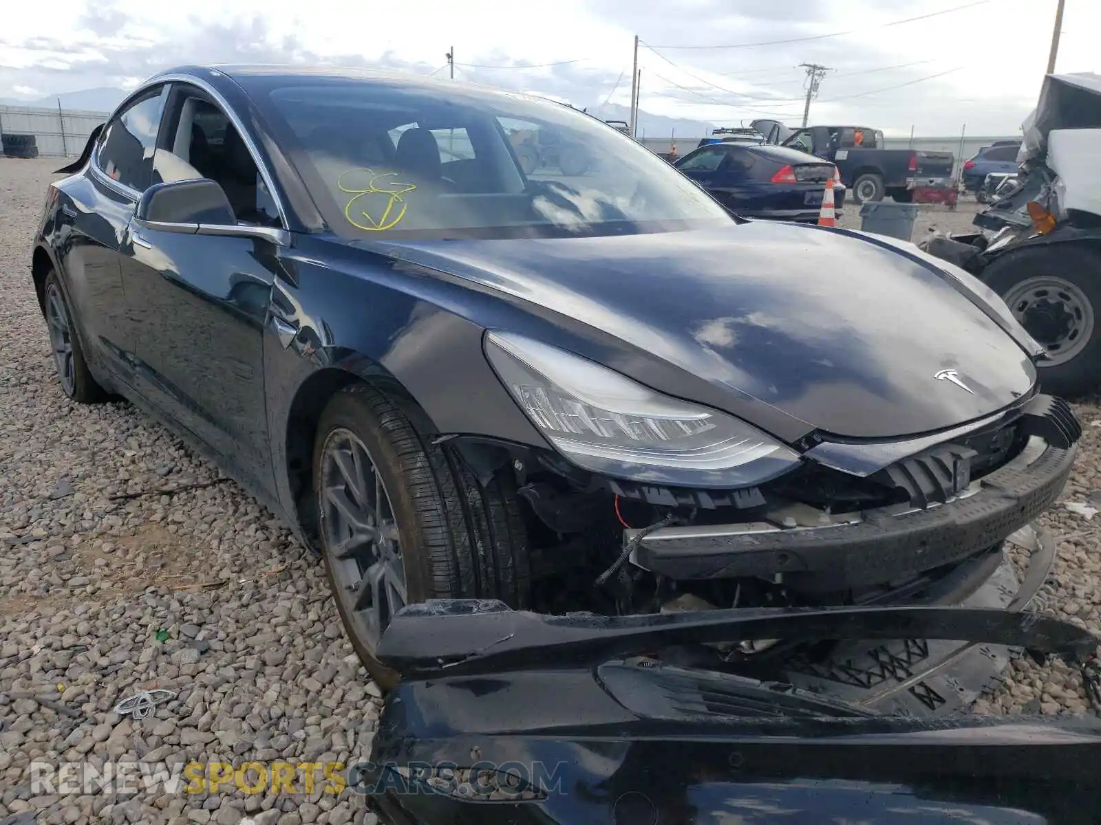 1 Photograph of a damaged car 5YJ3E1EB4LF520609 TESLA MODEL 3 2020