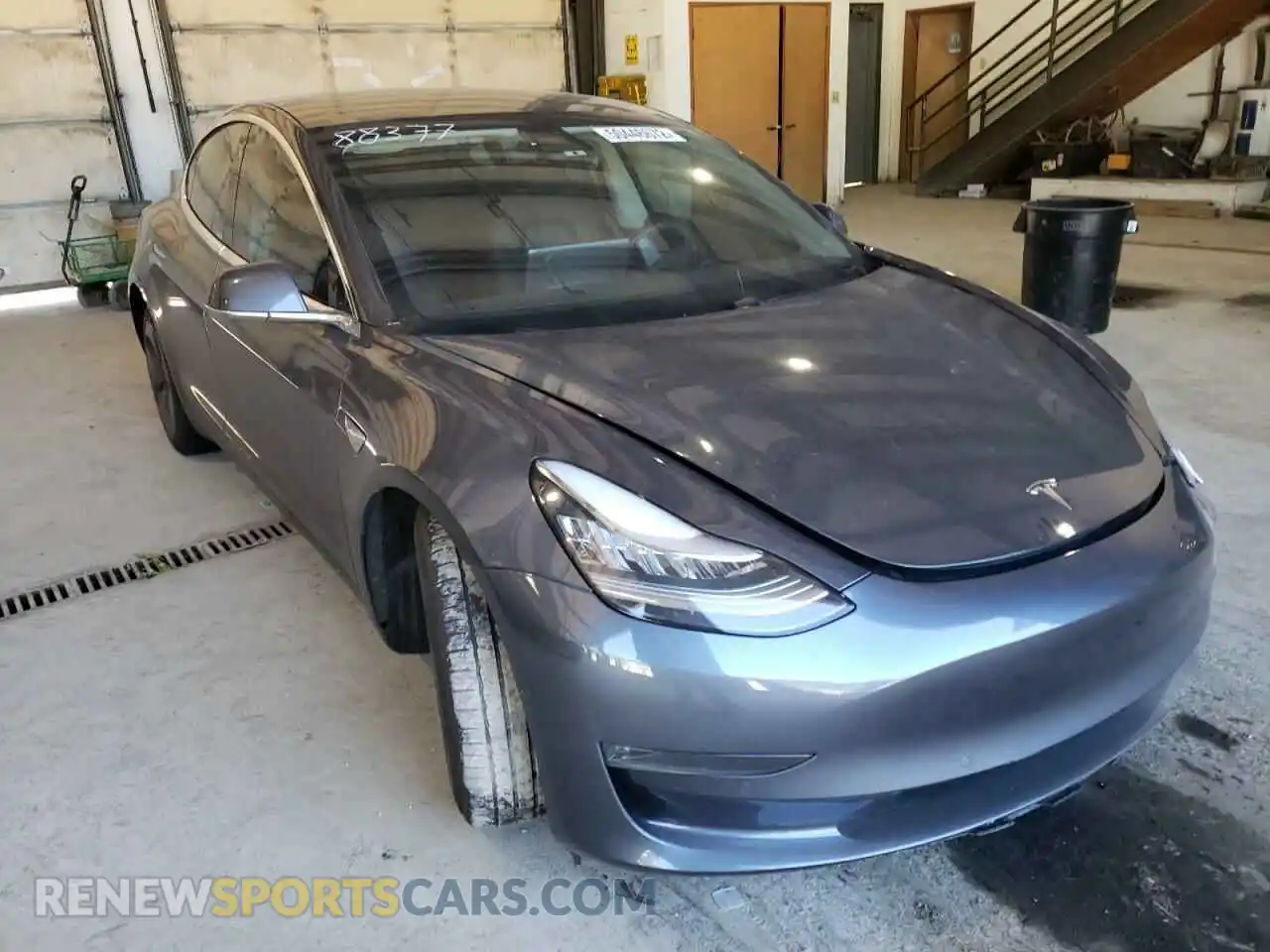 1 Photograph of a damaged car 5YJ3E1EB4LF616563 TESLA MODEL 3 2020