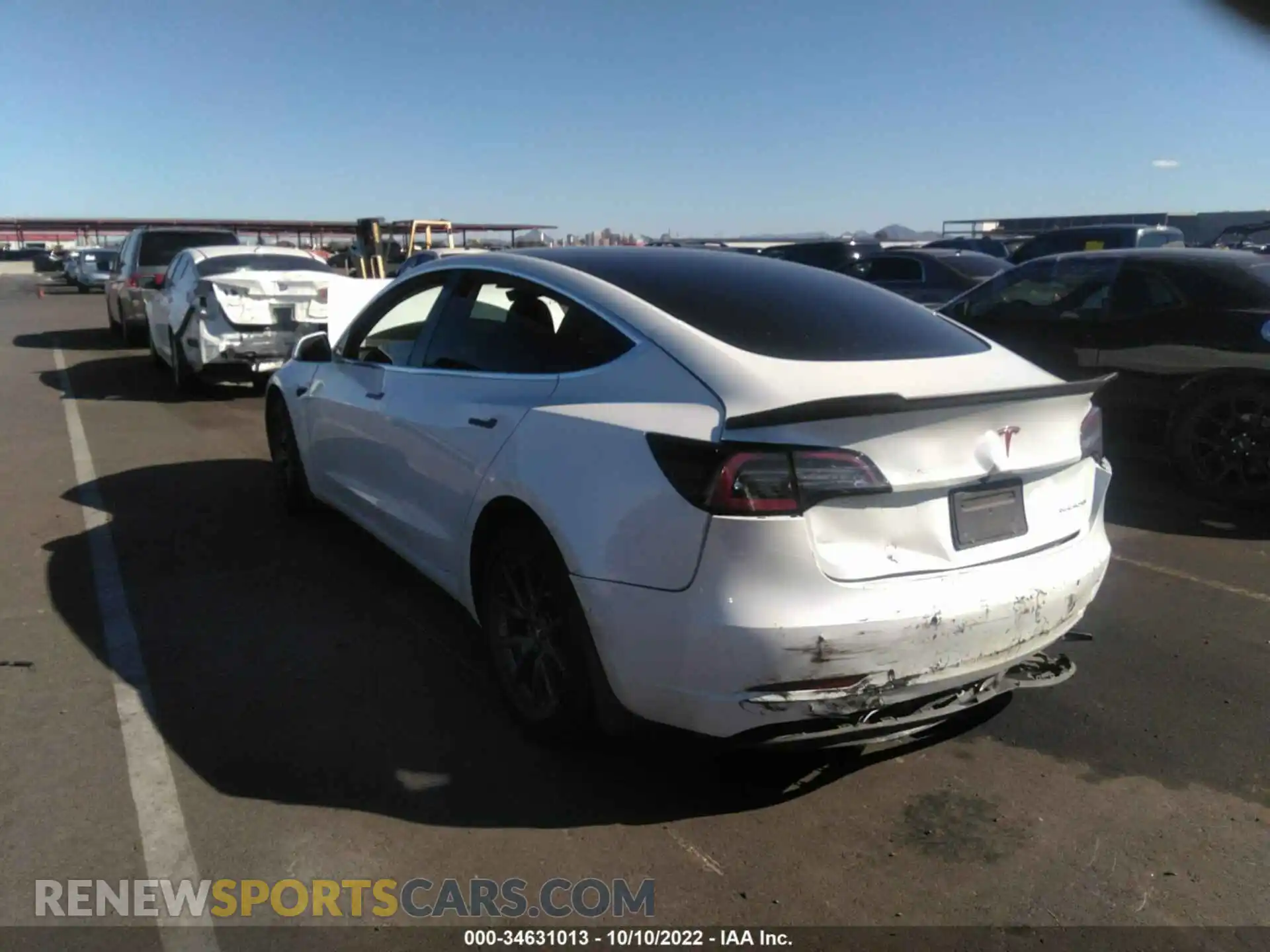 3 Photograph of a damaged car 5YJ3E1EB4LF650244 TESLA MODEL 3 2020