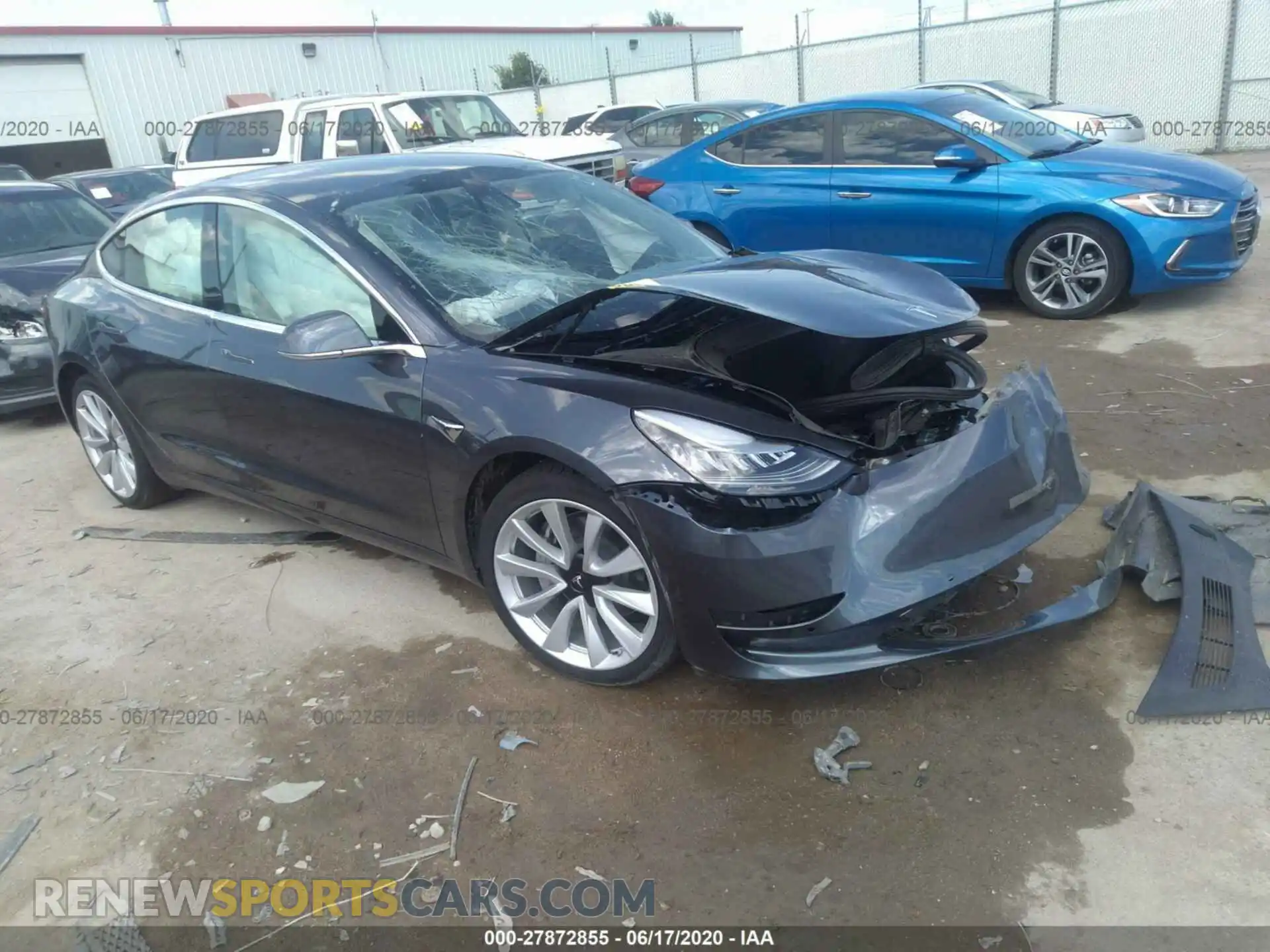 1 Photograph of a damaged car 5YJ3E1EB4LF666606 TESLA MODEL 3 2020