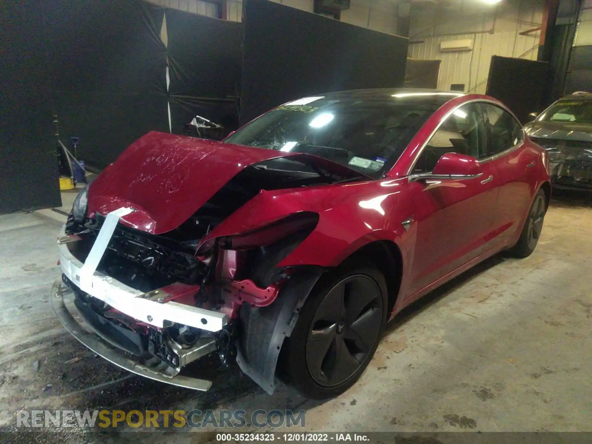 2 Photograph of a damaged car 5YJ3E1EB4LF770271 TESLA MODEL 3 2020