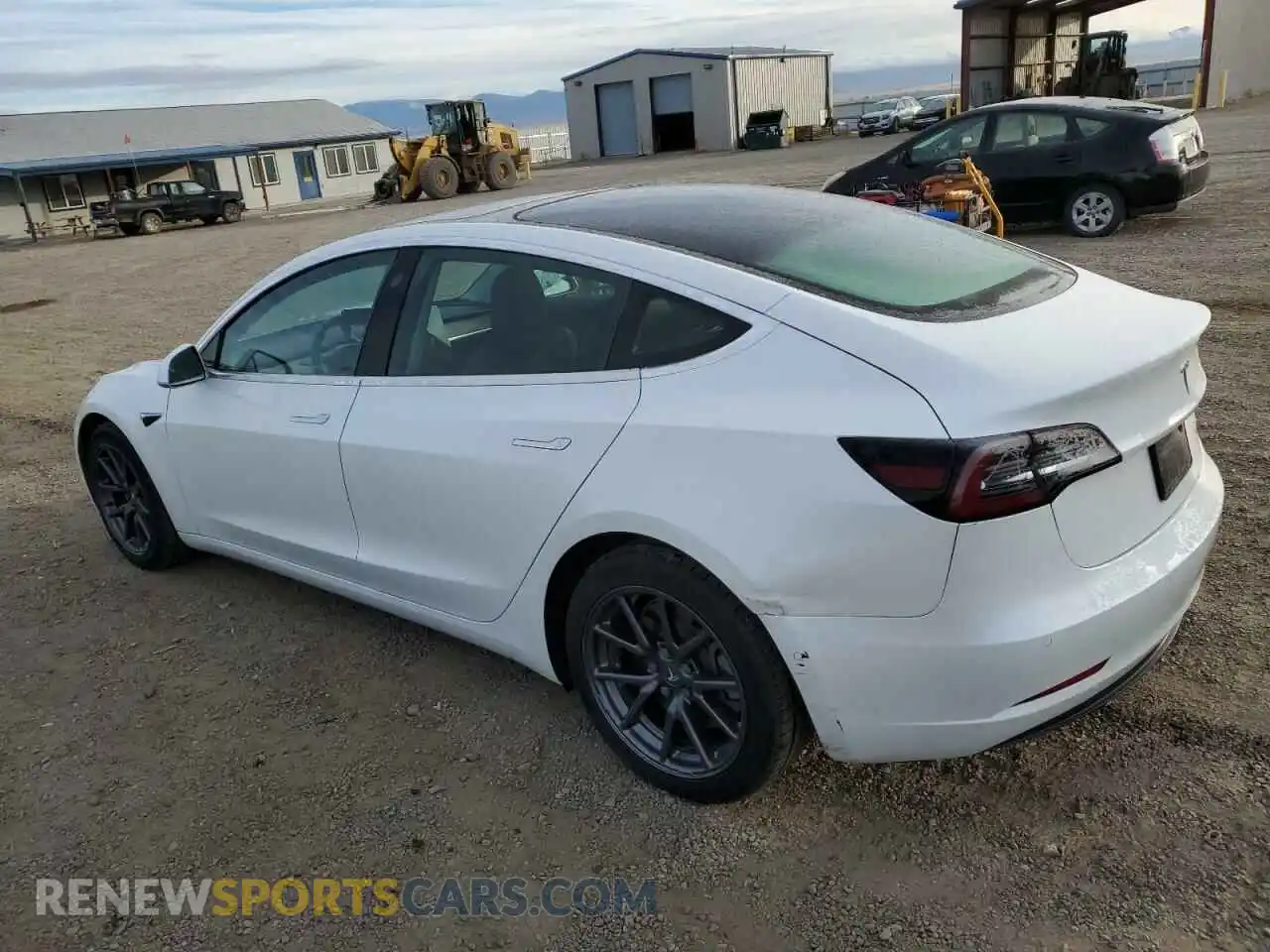 2 Photograph of a damaged car 5YJ3E1EB5LF617818 TESLA MODEL 3 2020