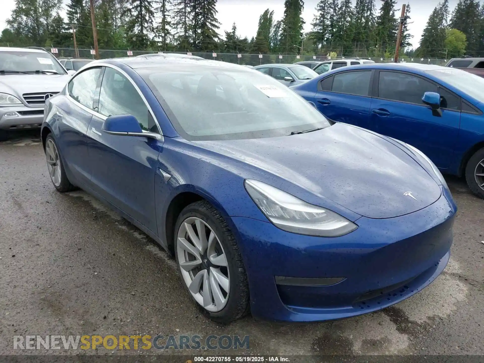 1 Photograph of a damaged car 5YJ3E1EB5LF620699 TESLA MODEL 3 2020