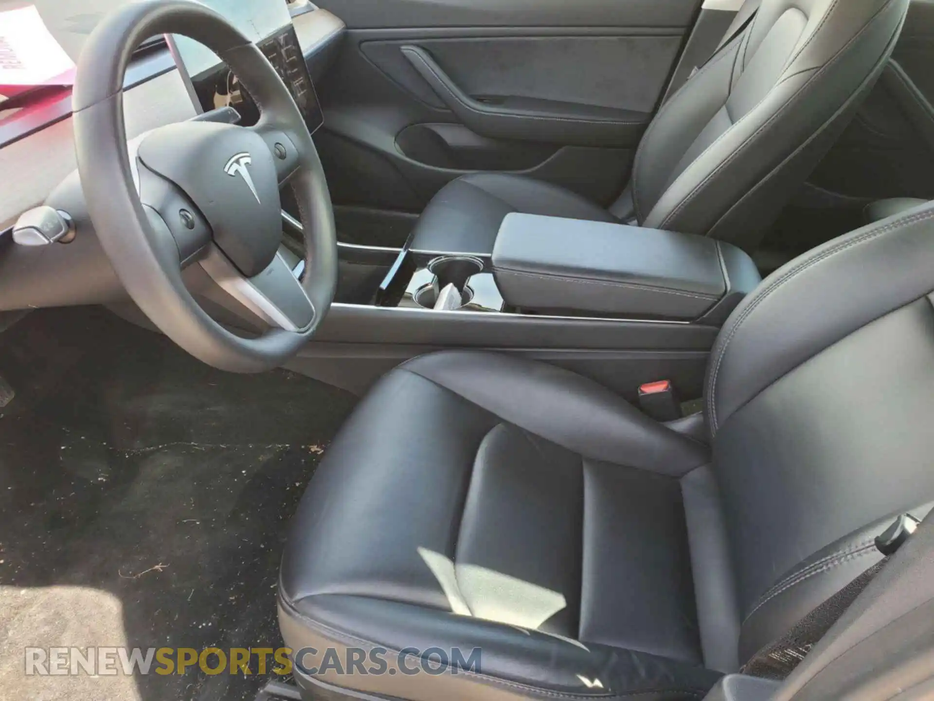 1 Photograph of a damaged car 5YJ3E1EB5LF649992 TESLA MODEL 3 2020