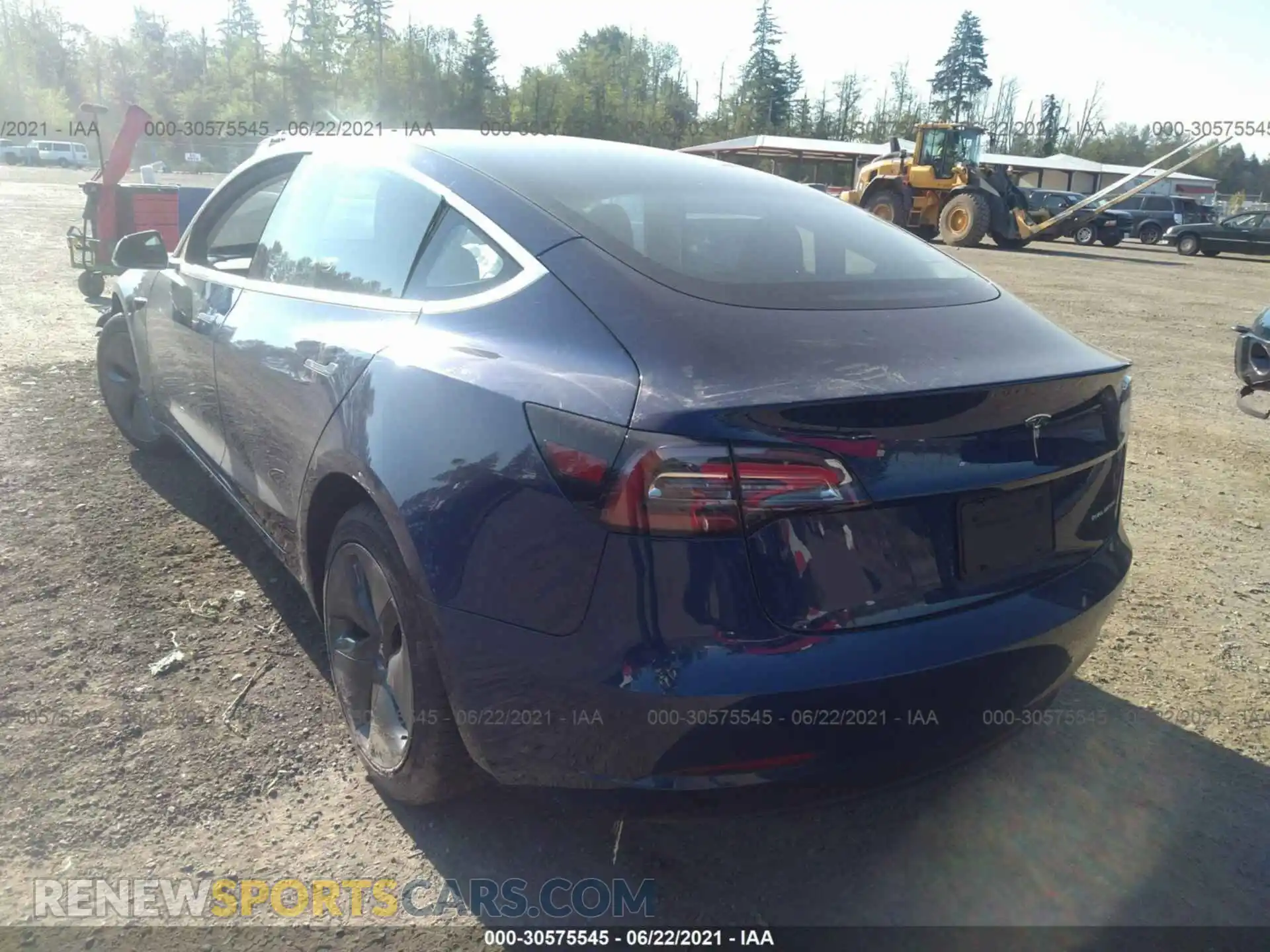 3 Photograph of a damaged car 5YJ3E1EB5LF800393 TESLA MODEL 3 2020