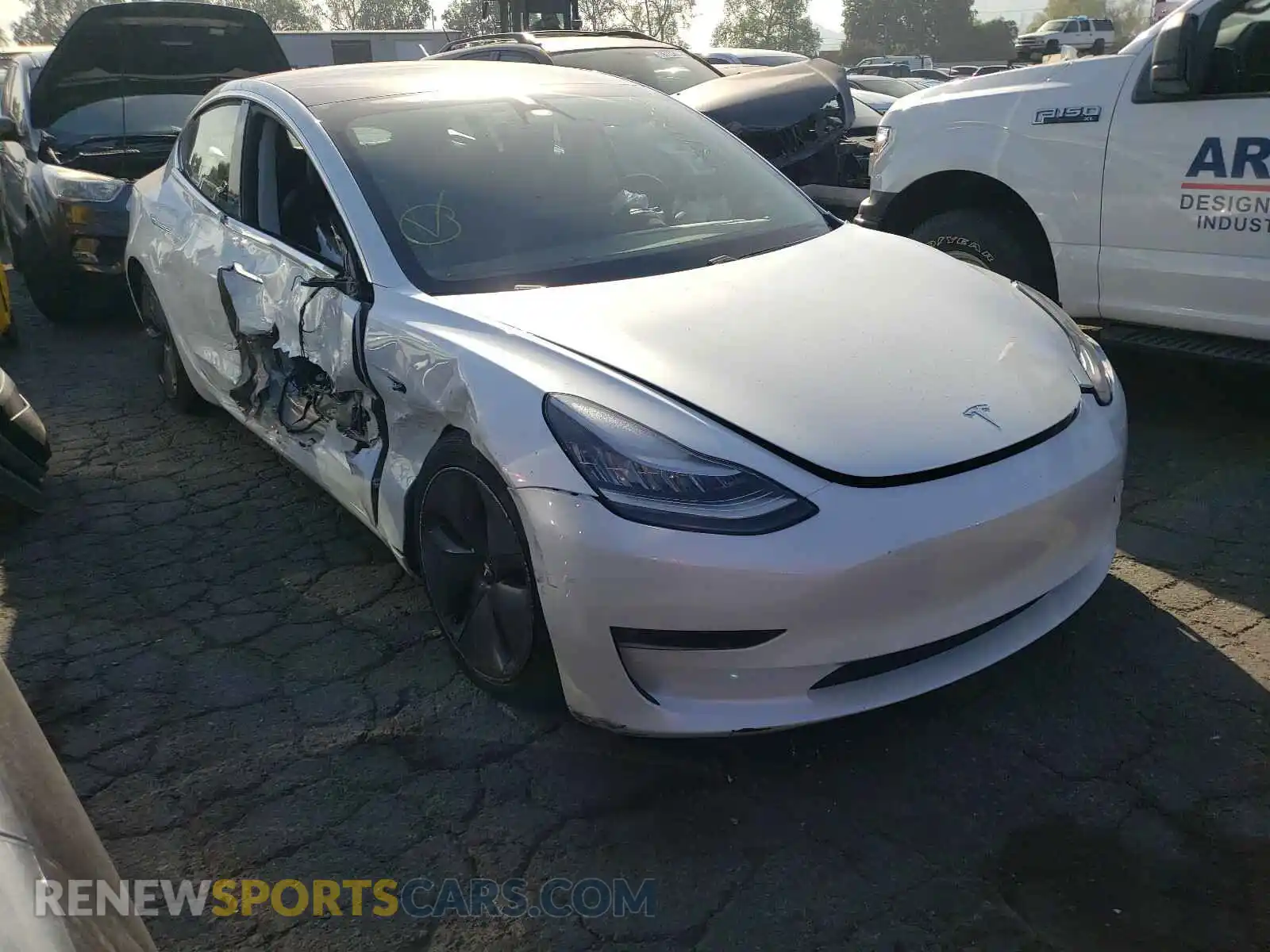 1 Photograph of a damaged car 5YJ3E1EB6LF618394 TESLA MODEL 3 2020