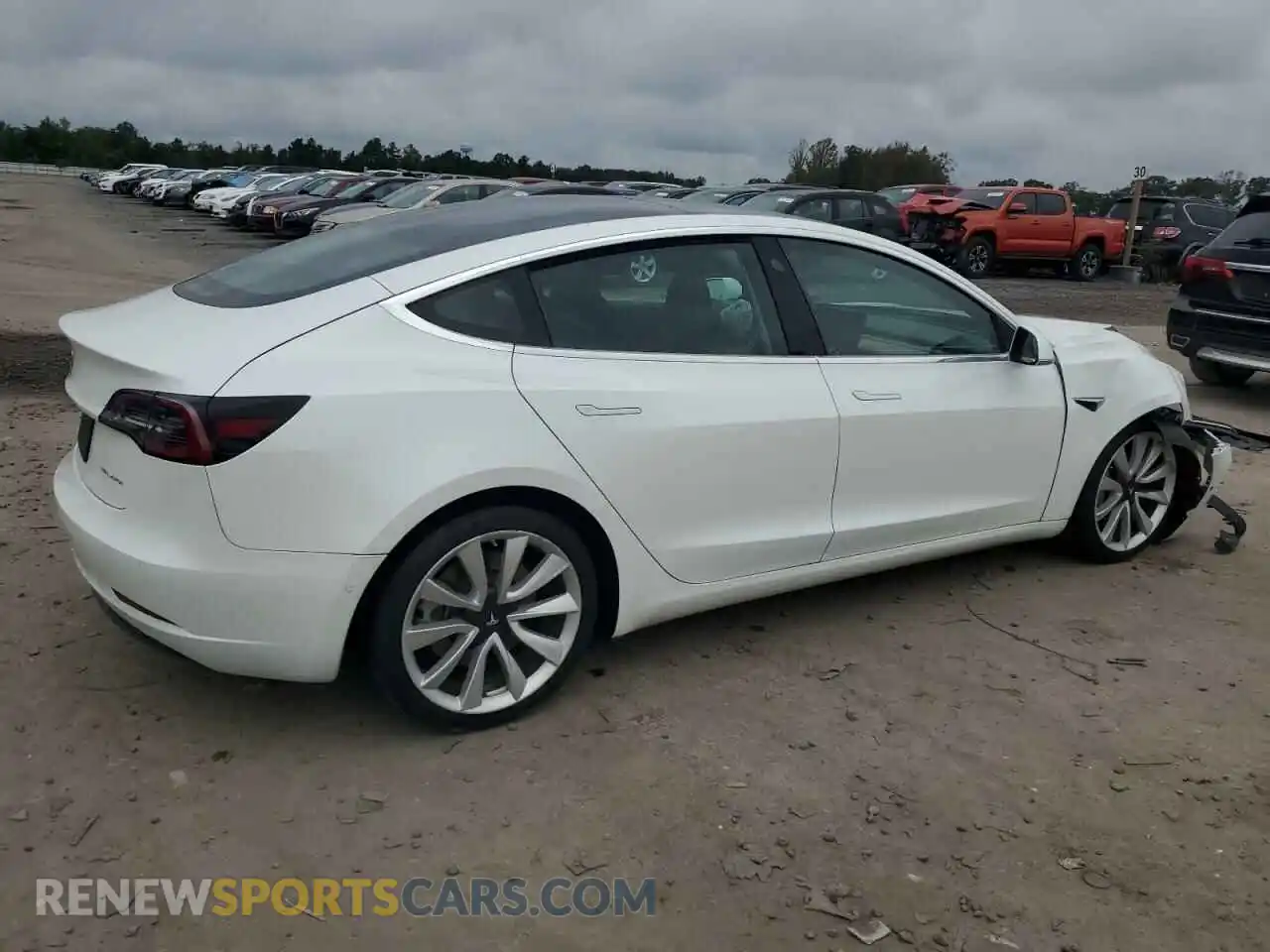 3 Photograph of a damaged car 5YJ3E1EB6LF618590 TESLA MODEL 3 2020