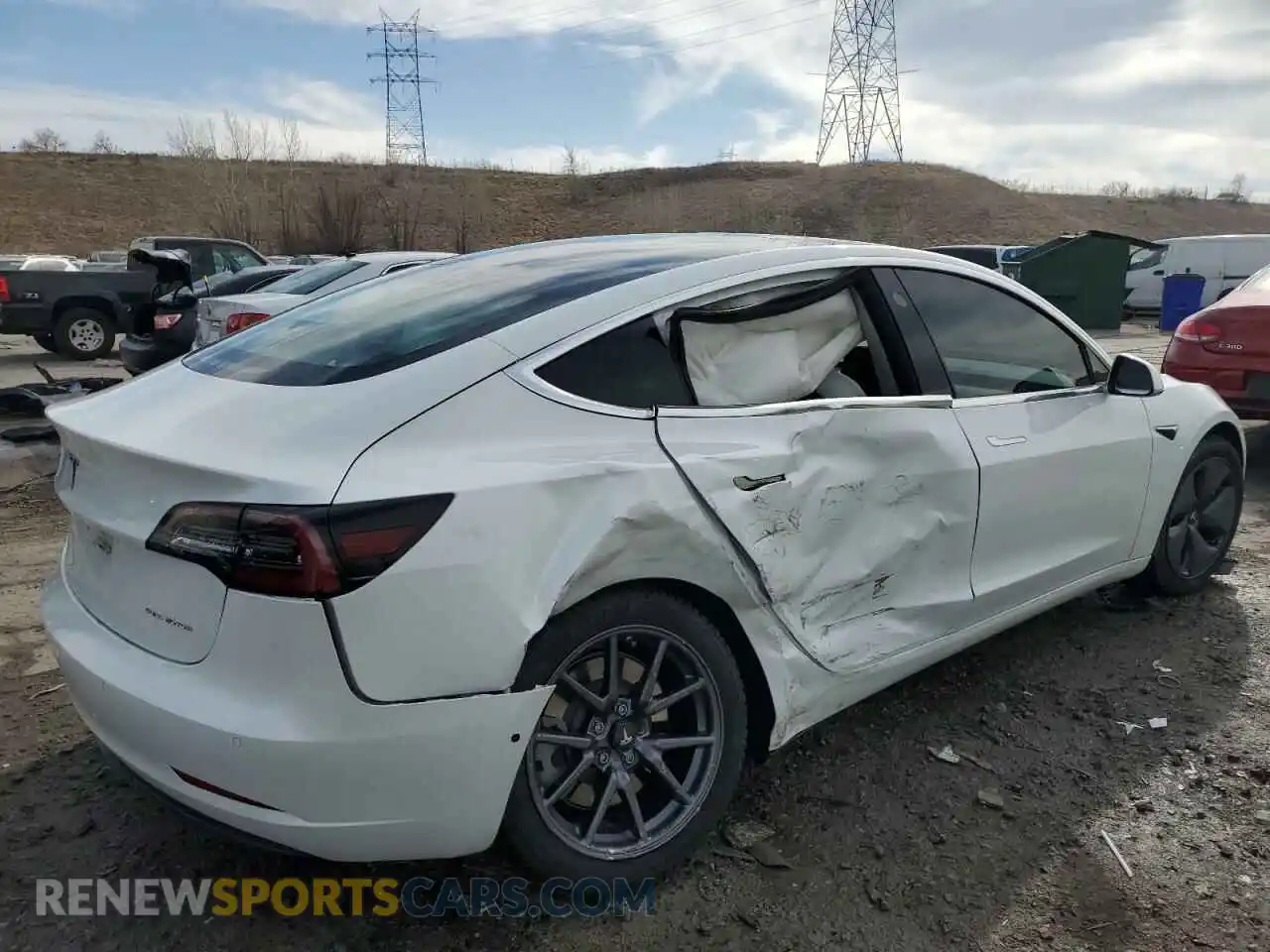 3 Photograph of a damaged car 5YJ3E1EB6LF742231 TESLA MODEL 3 2020