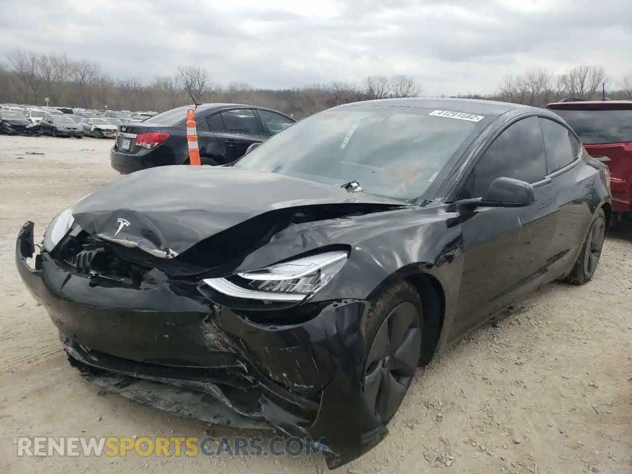 2 fotografías del automóvil dañado 5YJ3E1EB6LF744268 TESLA MODEL 3 2020