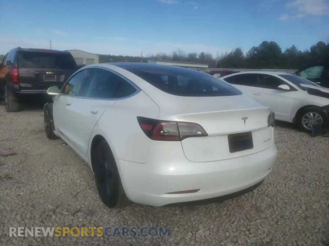 3 Photograph of a damaged car 5YJ3E1EB7LF618078 TESLA MODEL 3 2020