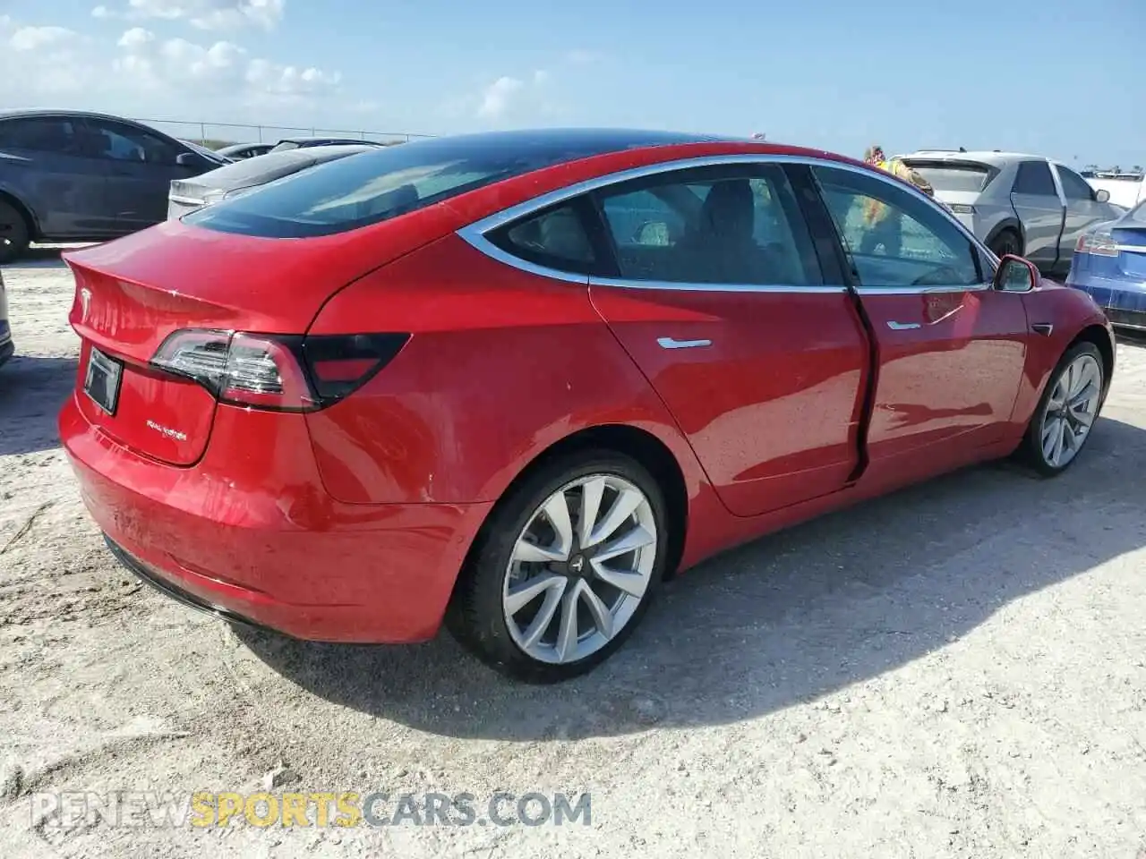 3 Photograph of a damaged car 5YJ3E1EB7LF646575 TESLA MODEL 3 2020
