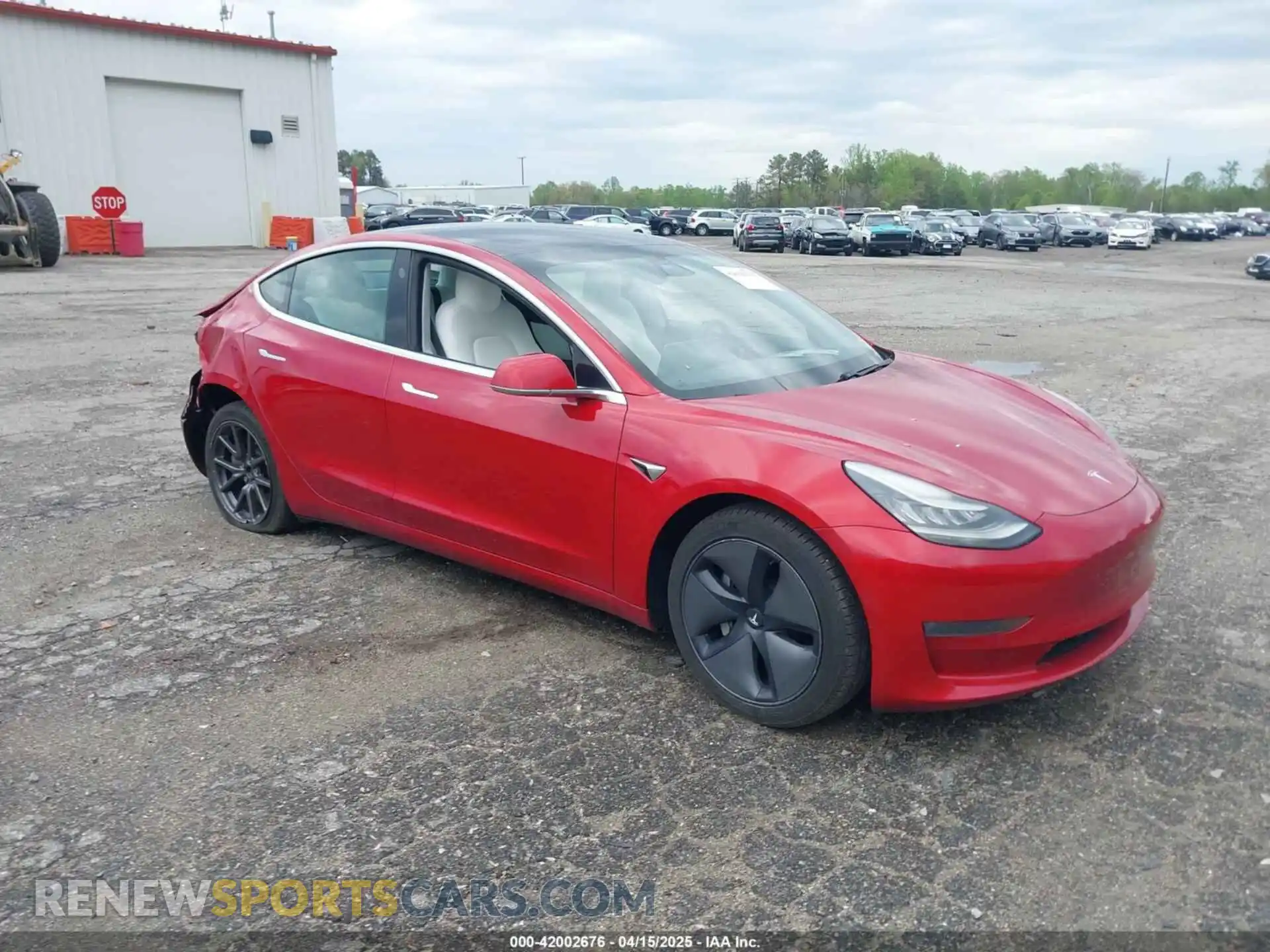 1 Photograph of a damaged car 5YJ3E1EB7LF668172 TESLA MODEL 3 2020