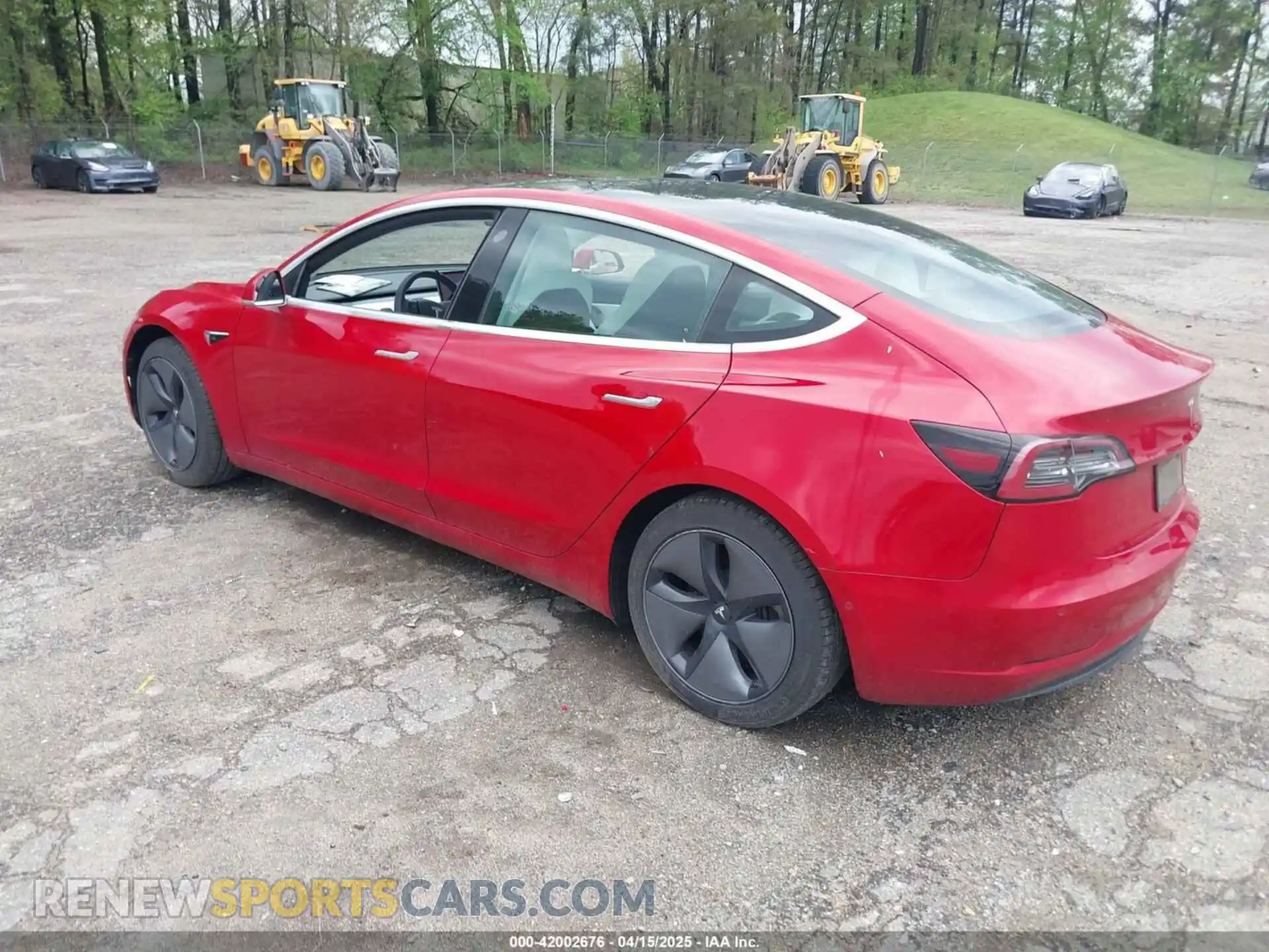 3 Photograph of a damaged car 5YJ3E1EB7LF668172 TESLA MODEL 3 2020