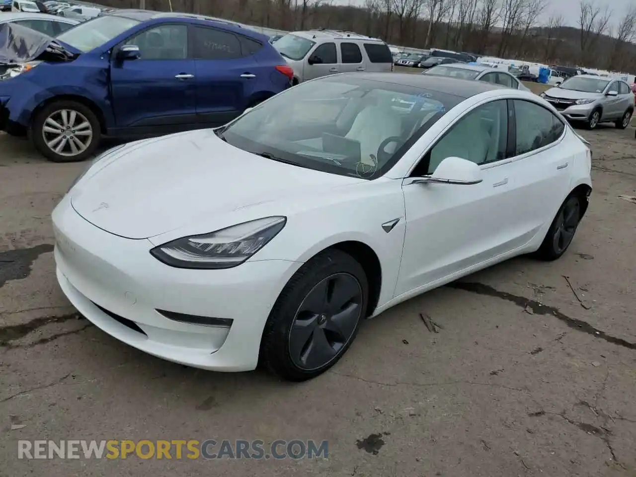 1 Photograph of a damaged car 5YJ3E1EB7LF795813 TESLA MODEL 3 2020