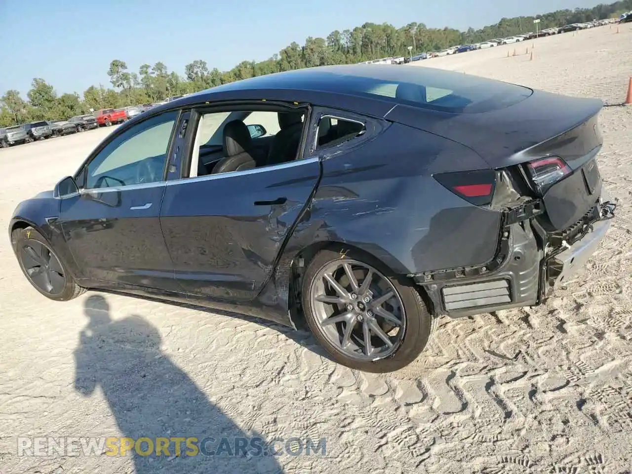 2 Photograph of a damaged car 5YJ3E1EB8LF510374 TESLA MODEL 3 2020
